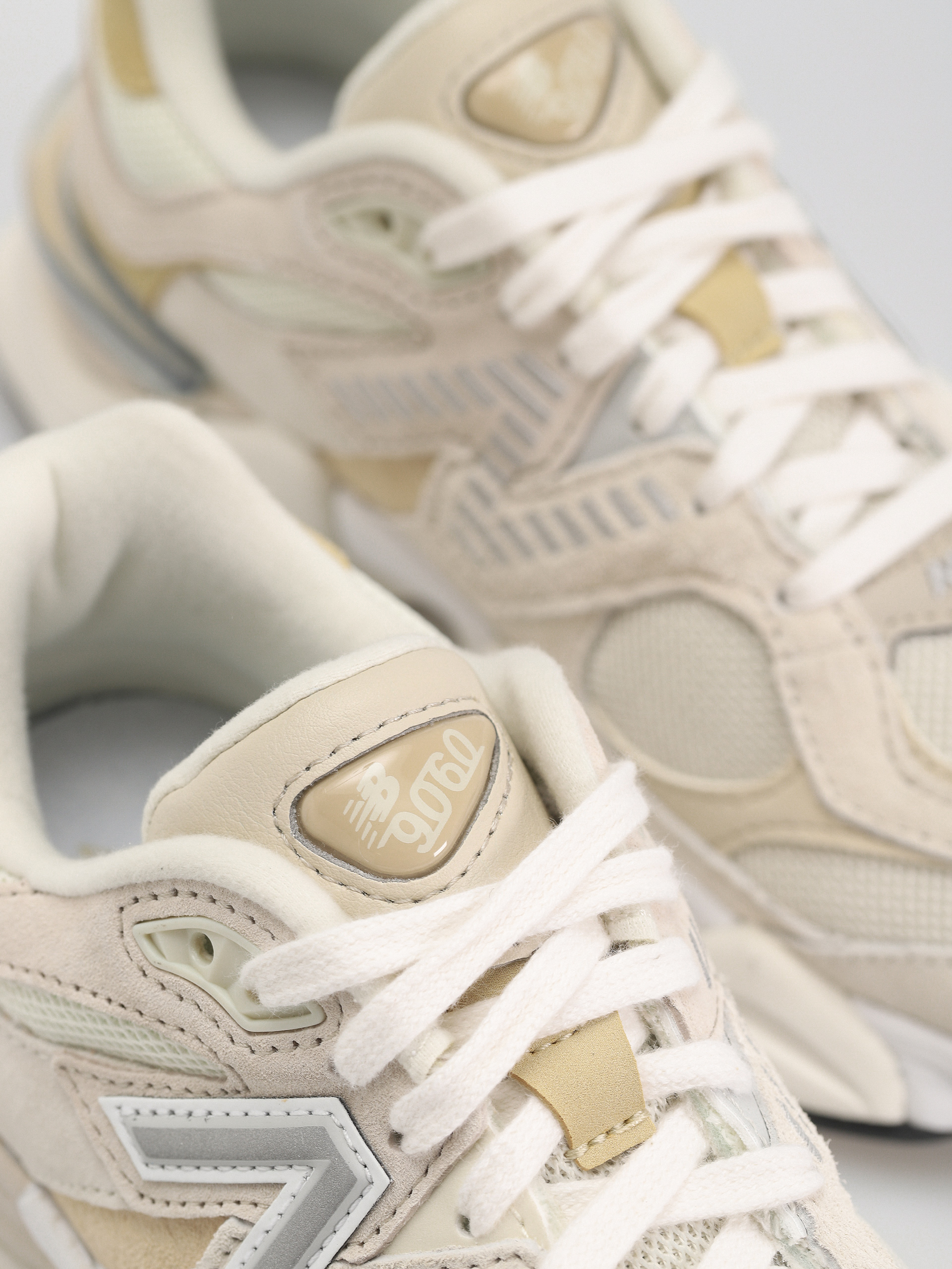 Buty New Balance 9060 (turtledove)