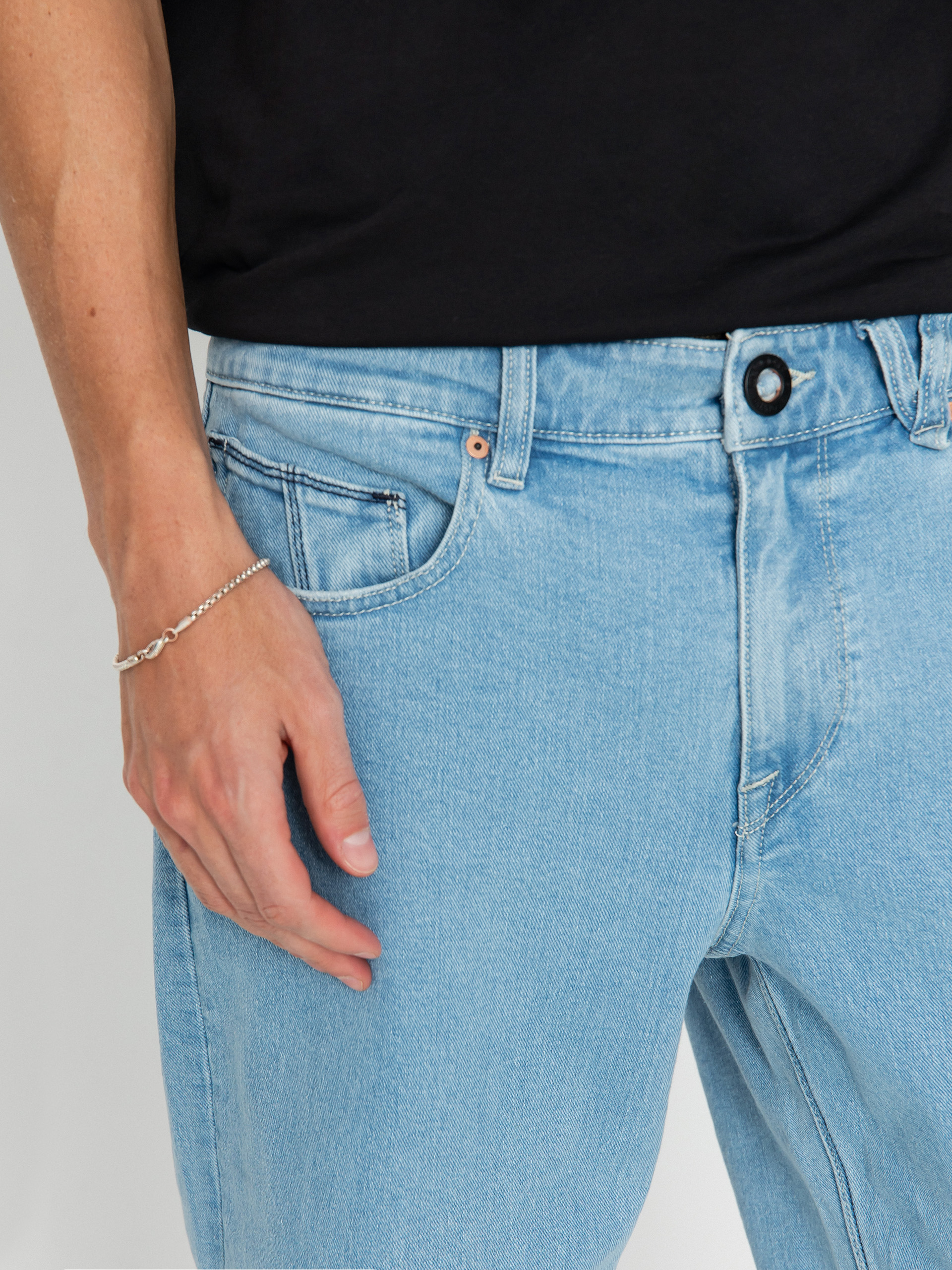 Spodnie Volcom Modown Tapered Denim (light vintage indigo)