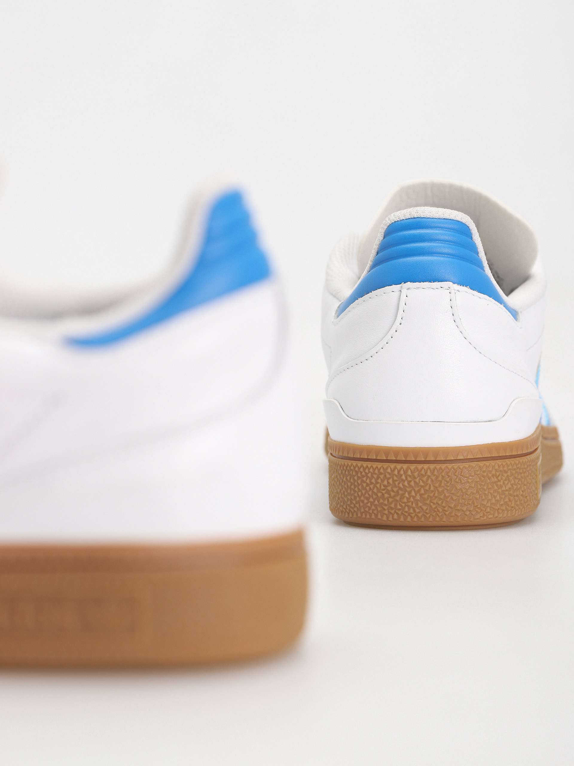 Buty adidas Busenitz (ftwwht/blubir/goldmt)