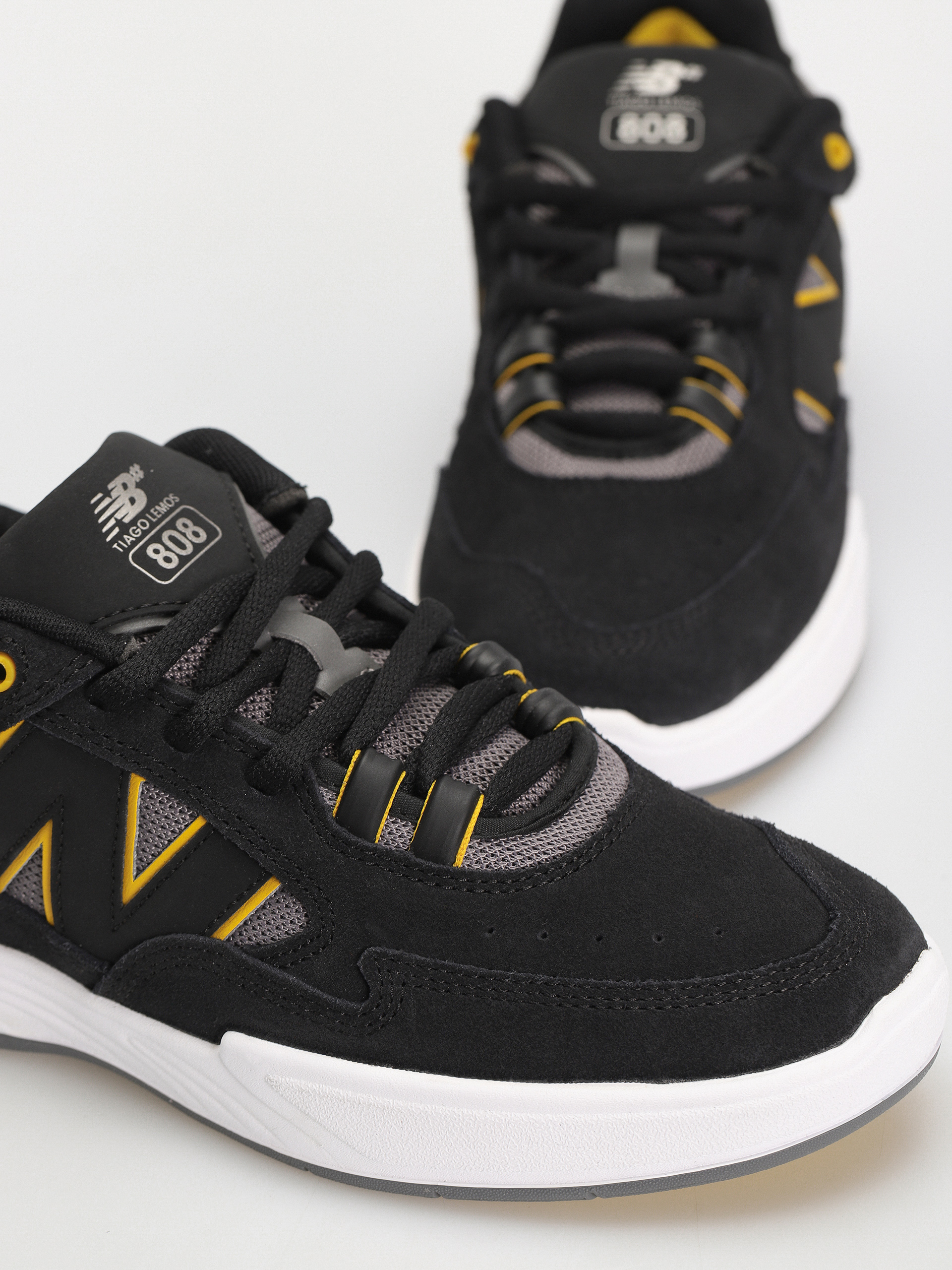 Buty New Balance 808 (black)