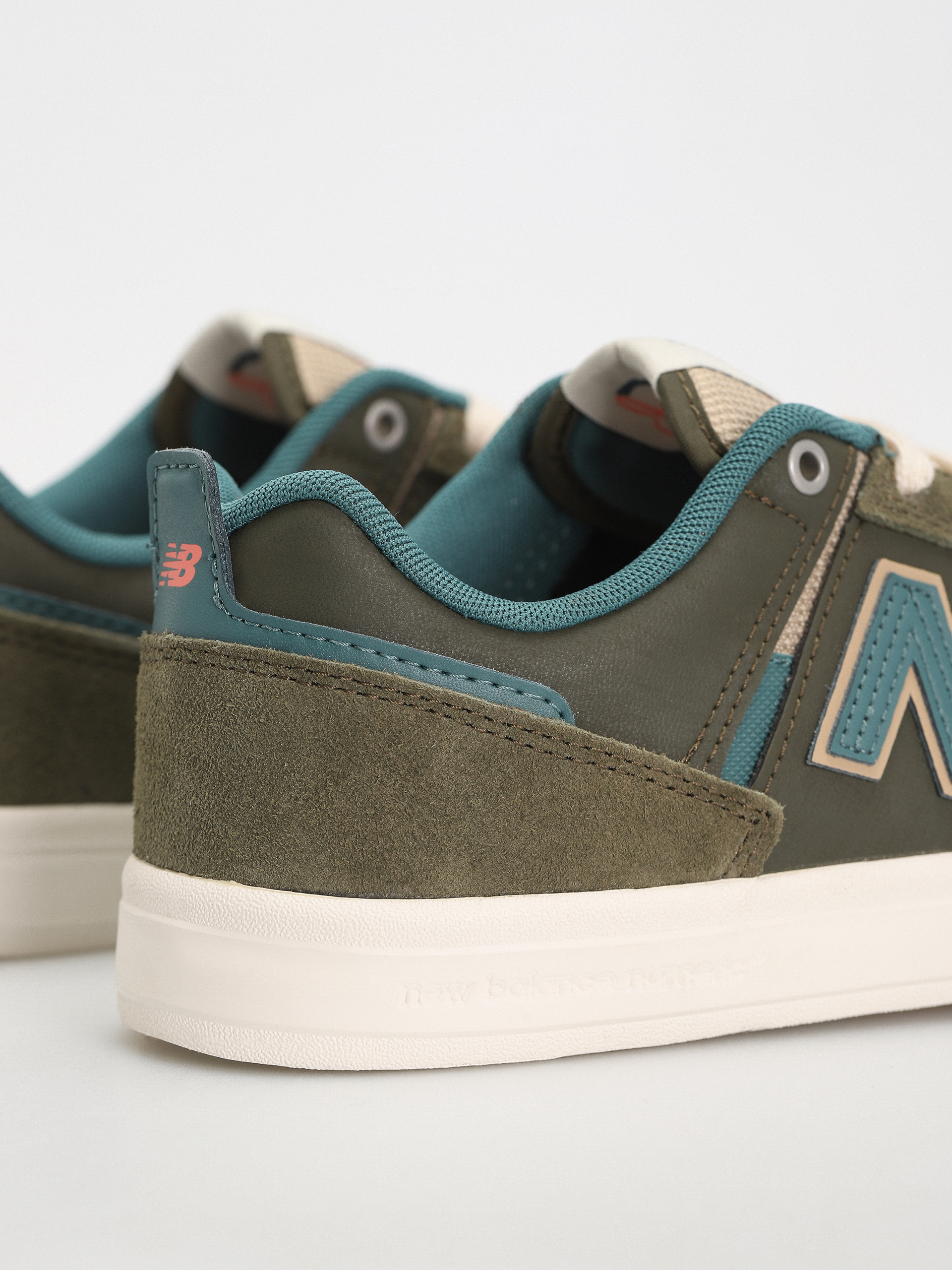 Buty New Balance 306 (dark camo)