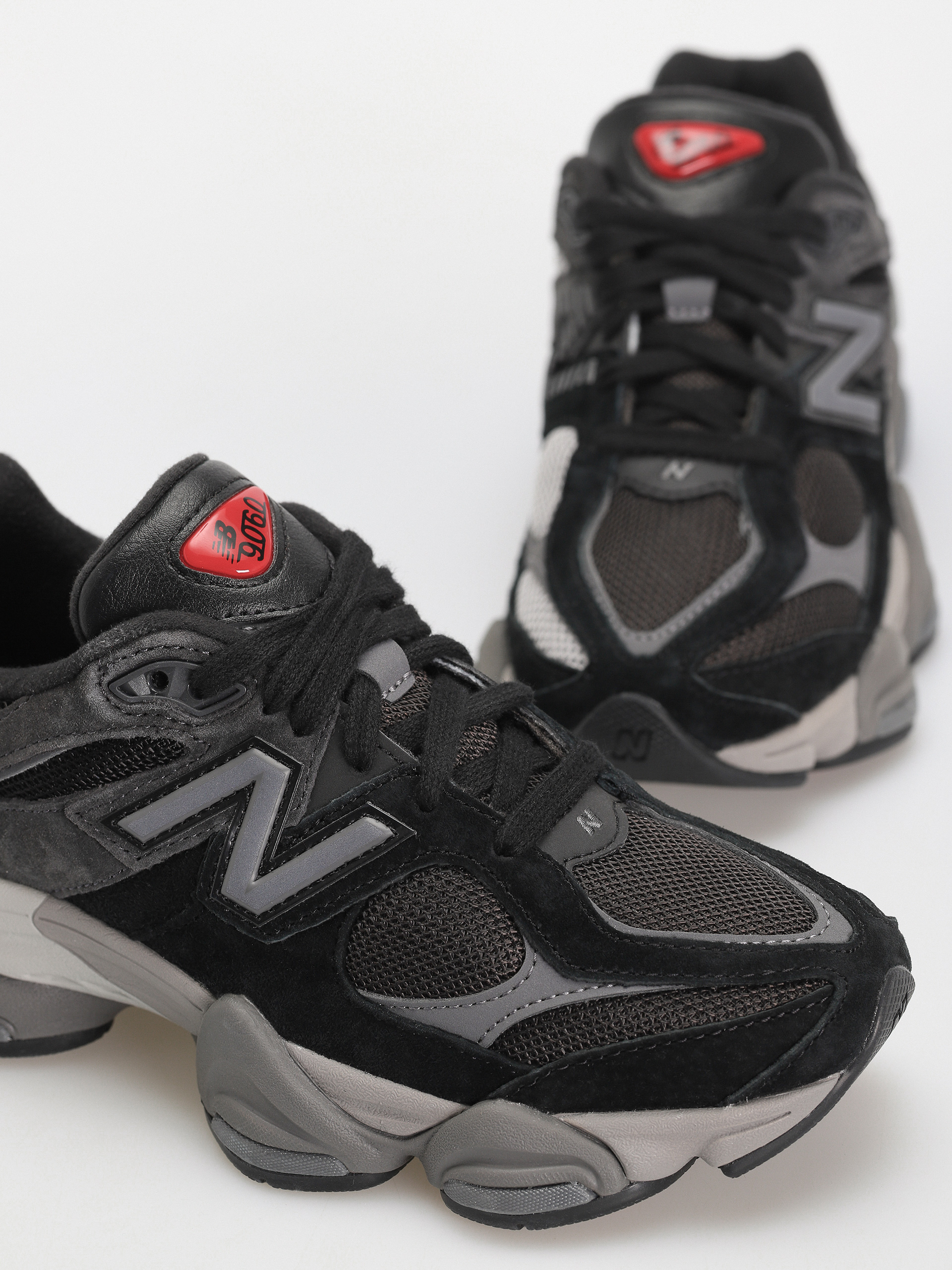 Buty New Balance 9060 (black castlerock grey)