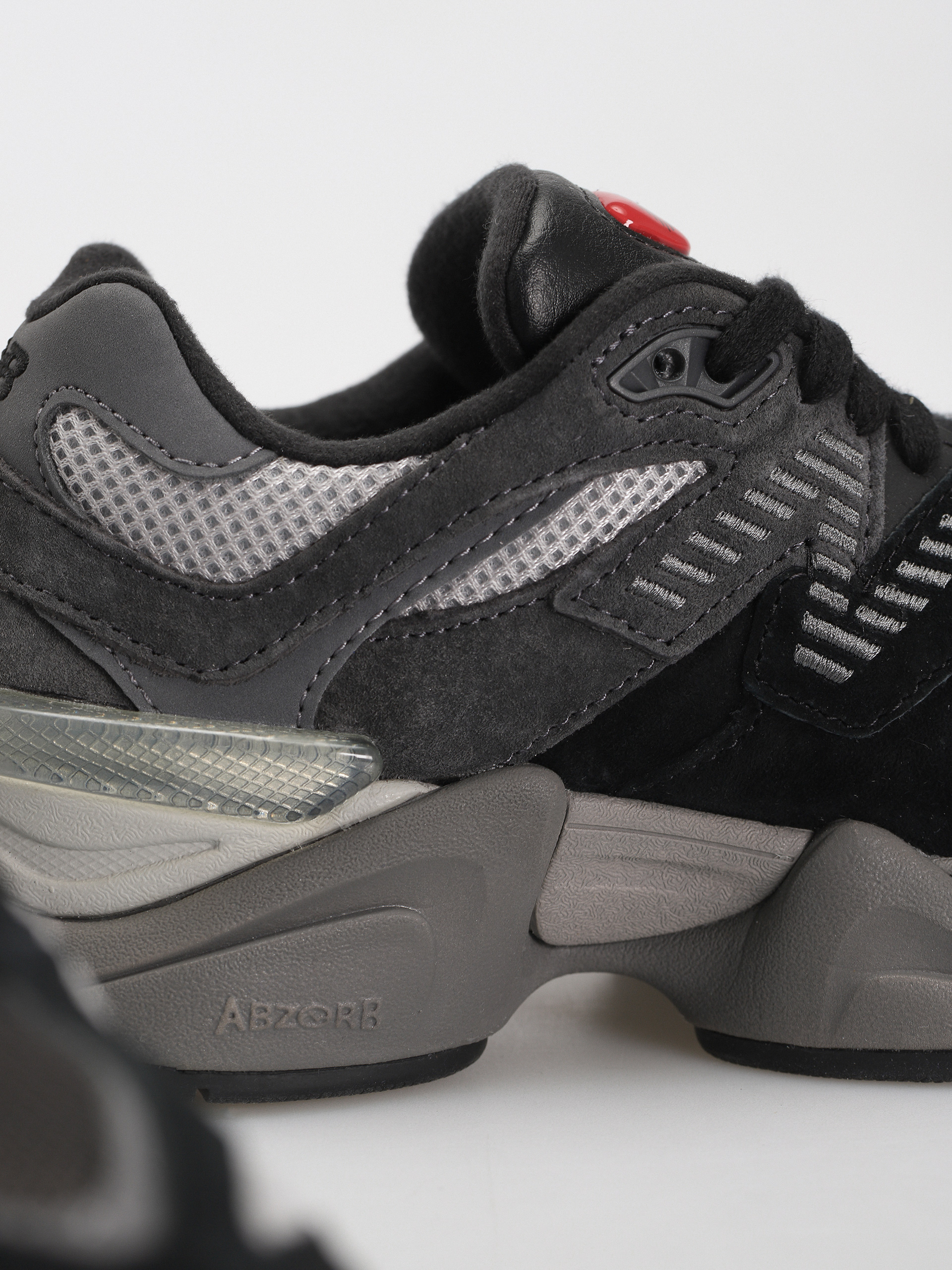 Buty New Balance 9060 (black castlerock grey)