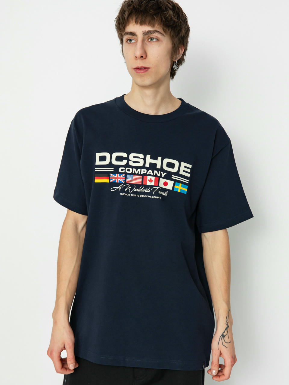 T-shirt DC Worldwide (navy blazer)