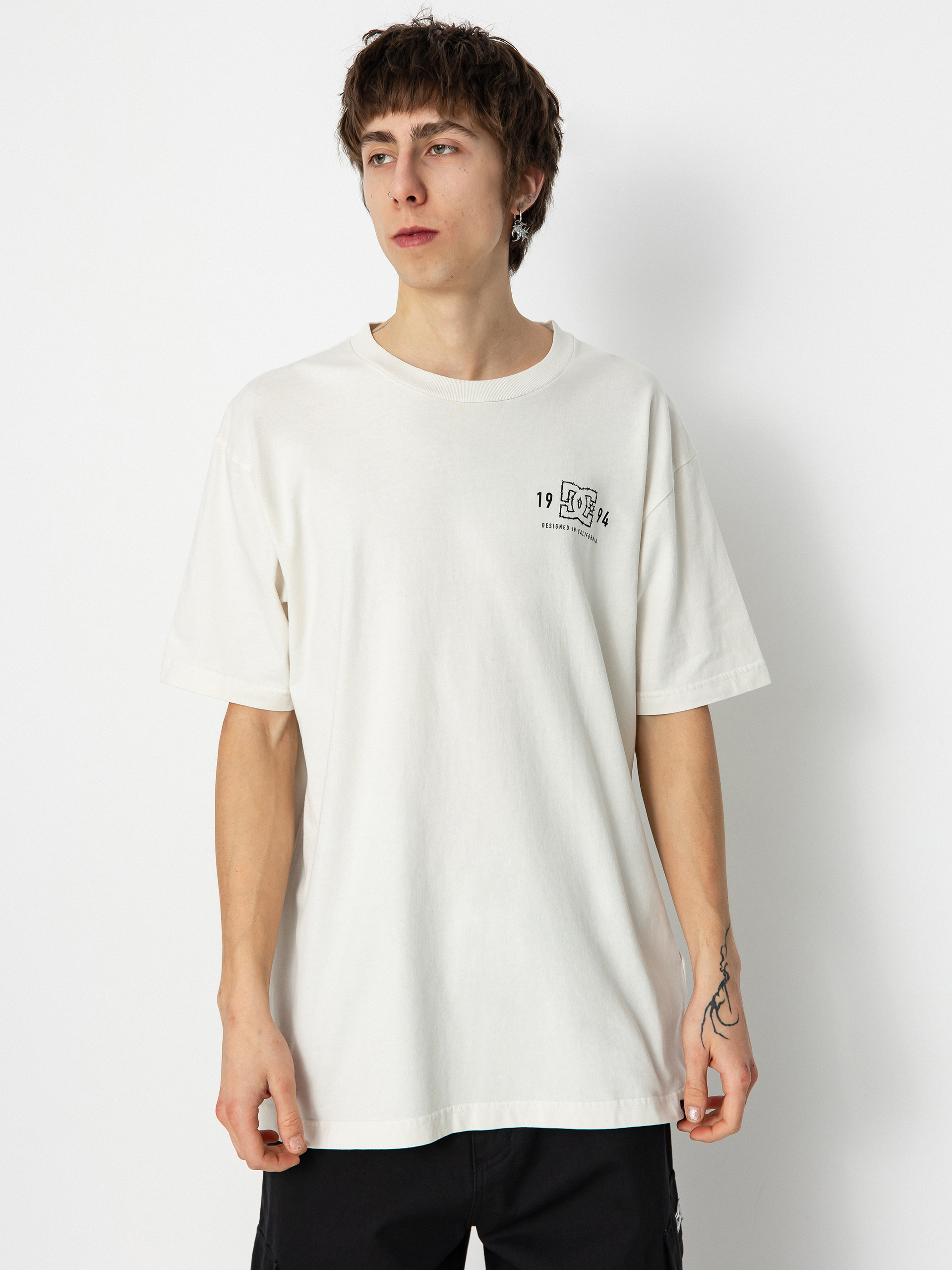 T-shirt DC High Rise (lily white acid wash)