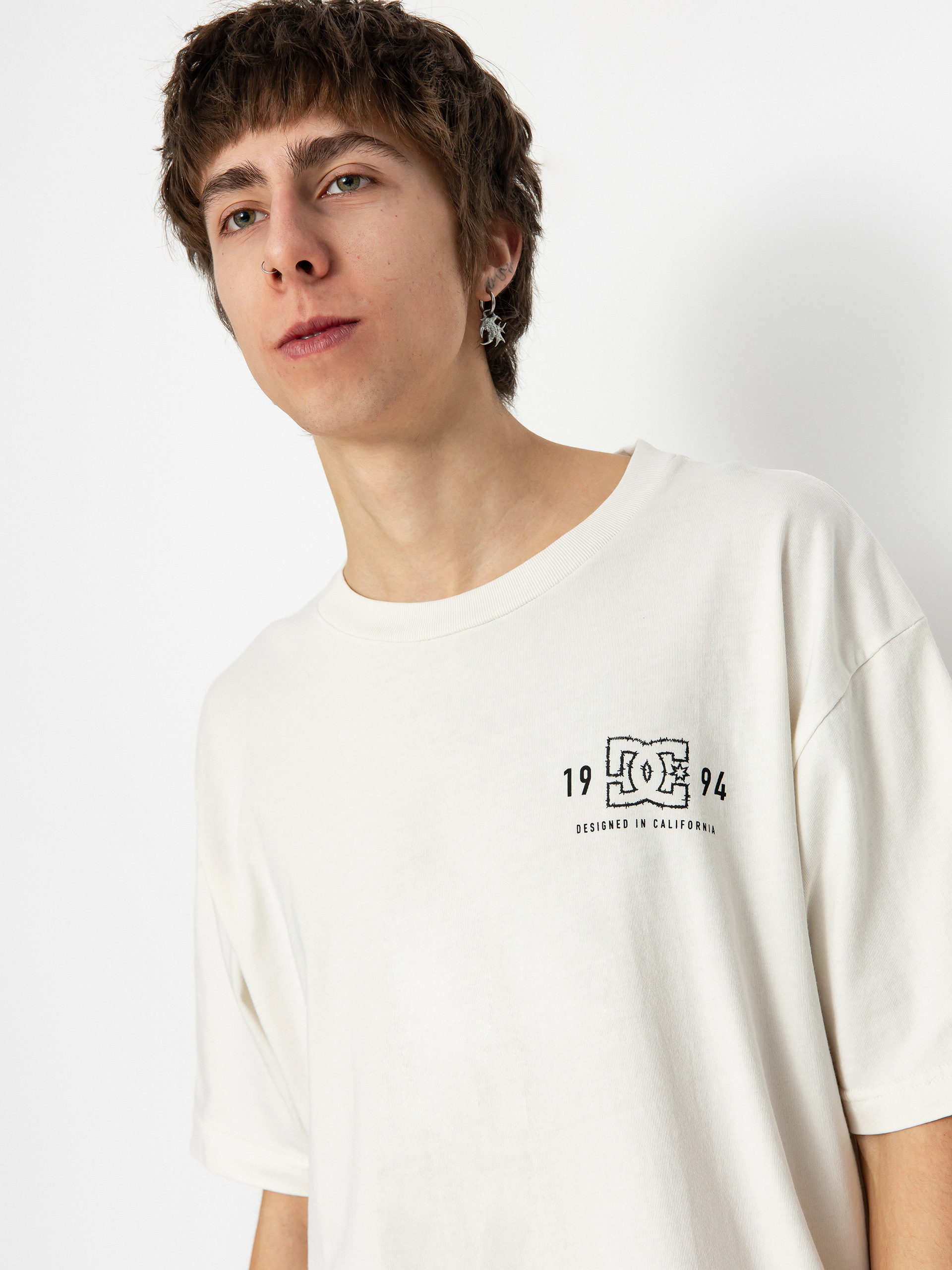 T-shirt DC High Rise (lily white acid wash)