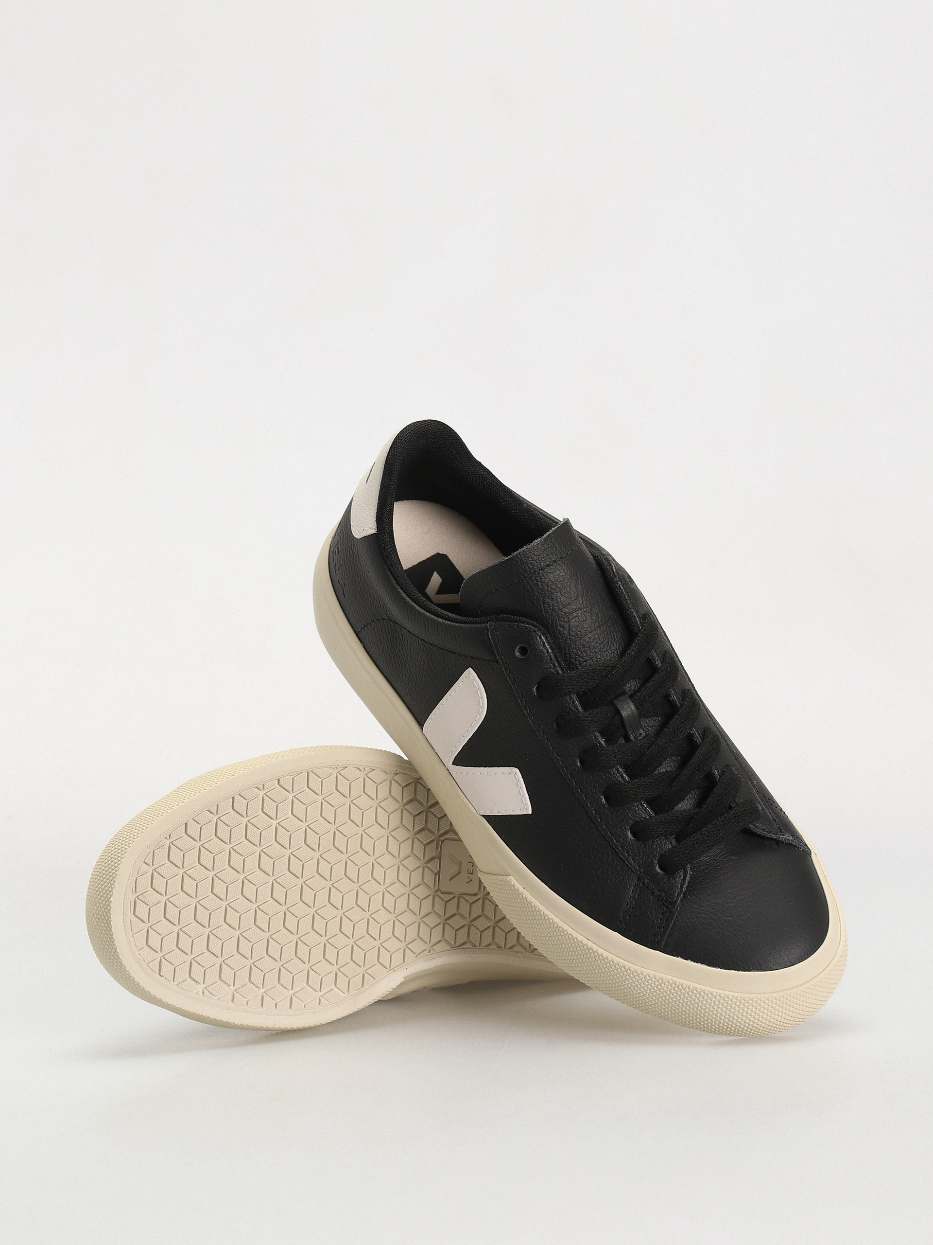 Buty Veja Campo Wmn (black white)