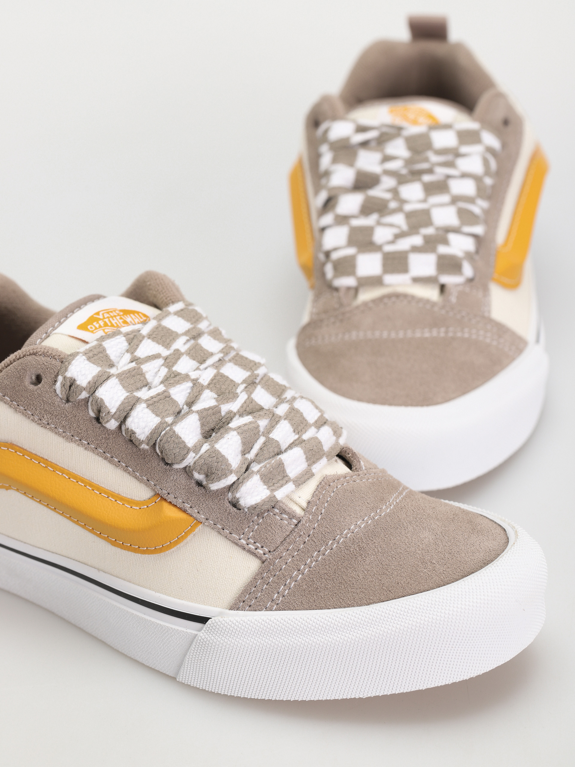 Buty Vans Knu Skool (mega check gray/marshmallow)