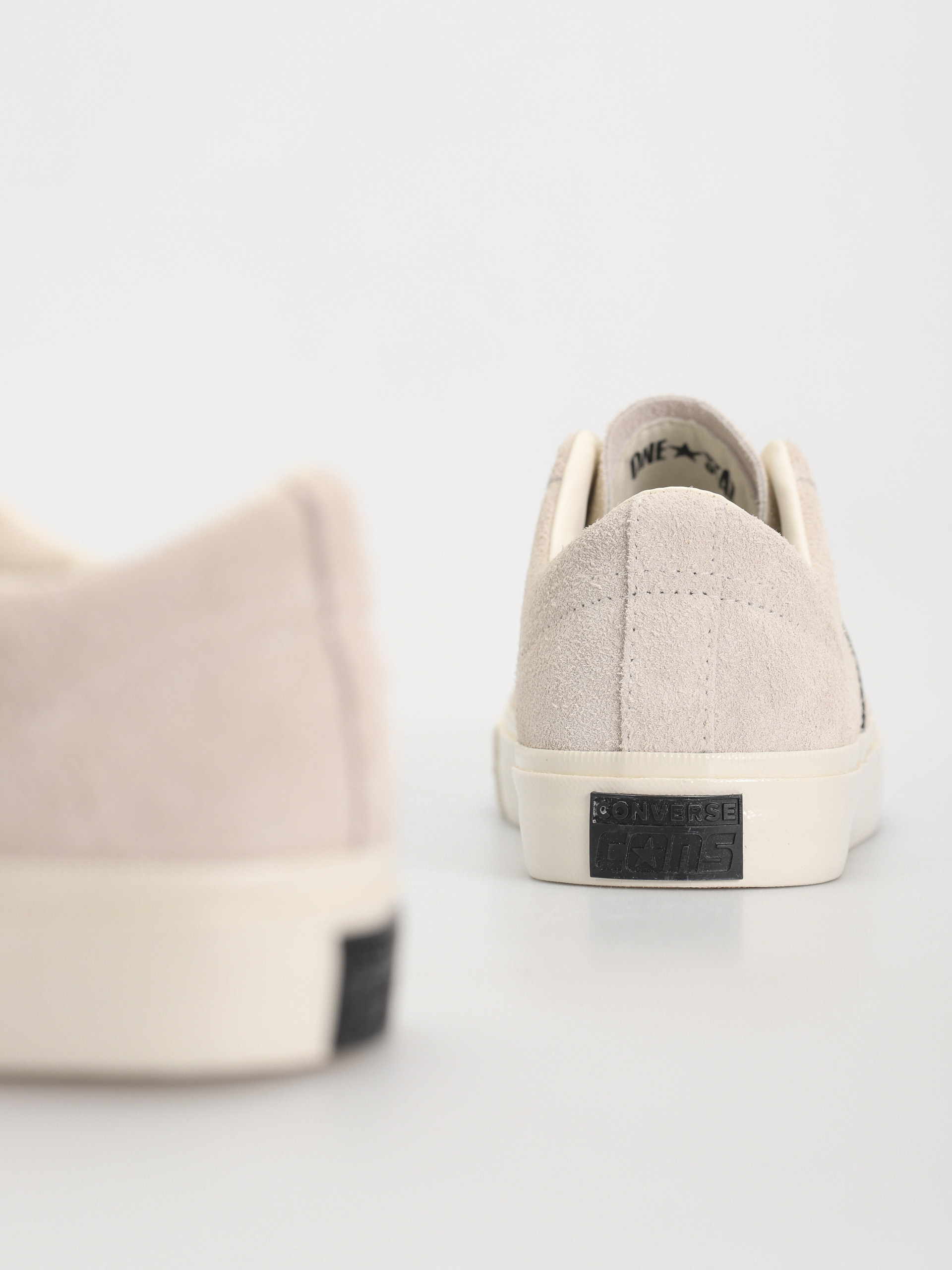 Buty Converse One Star Academy Pro (khaki/off white)