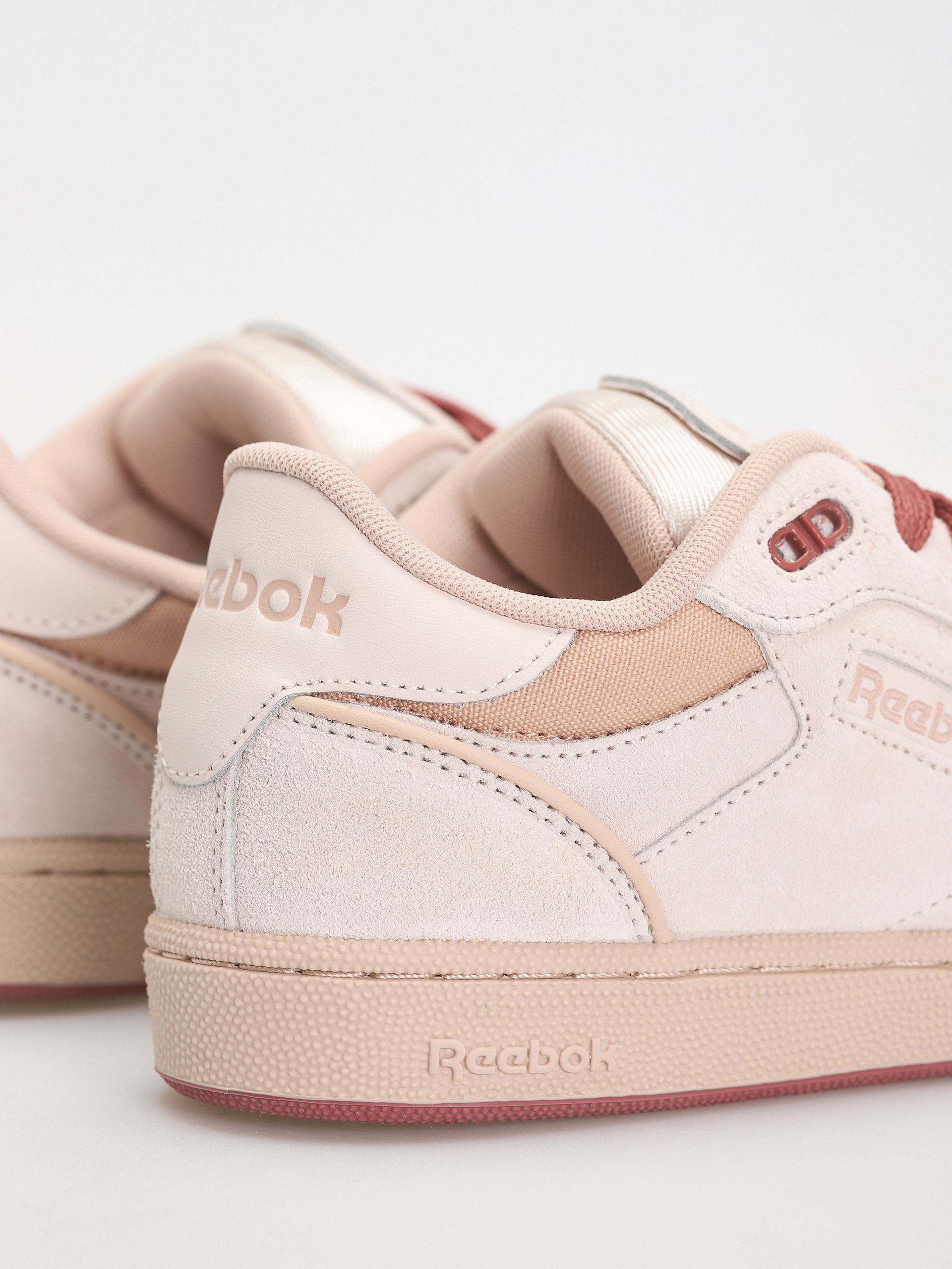 Buty Reebok Club C Bulc Wmn (blush/pinstu/sedros)