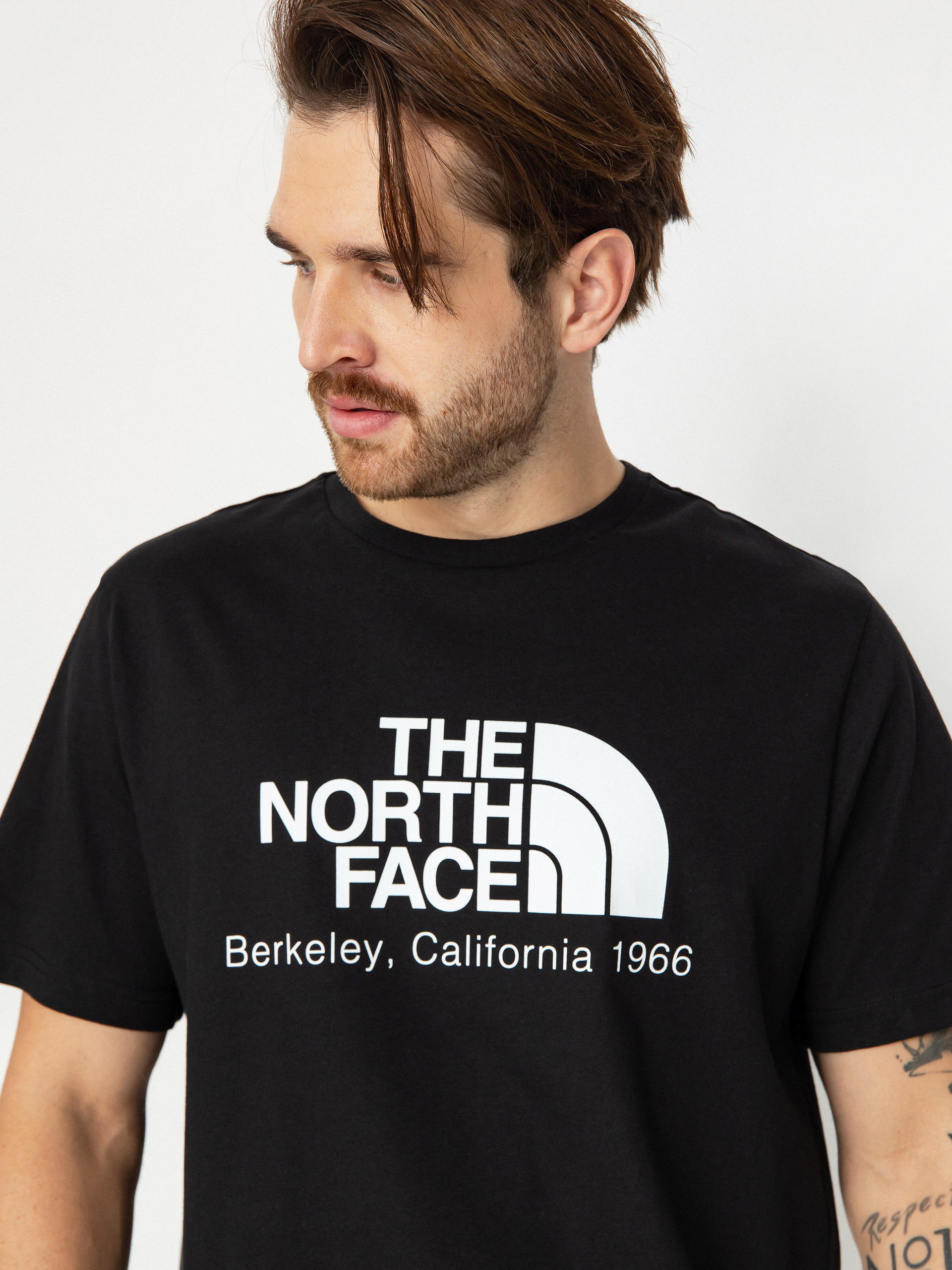 T-shirt The North Face Berkeley California In Scrap (tnf black)