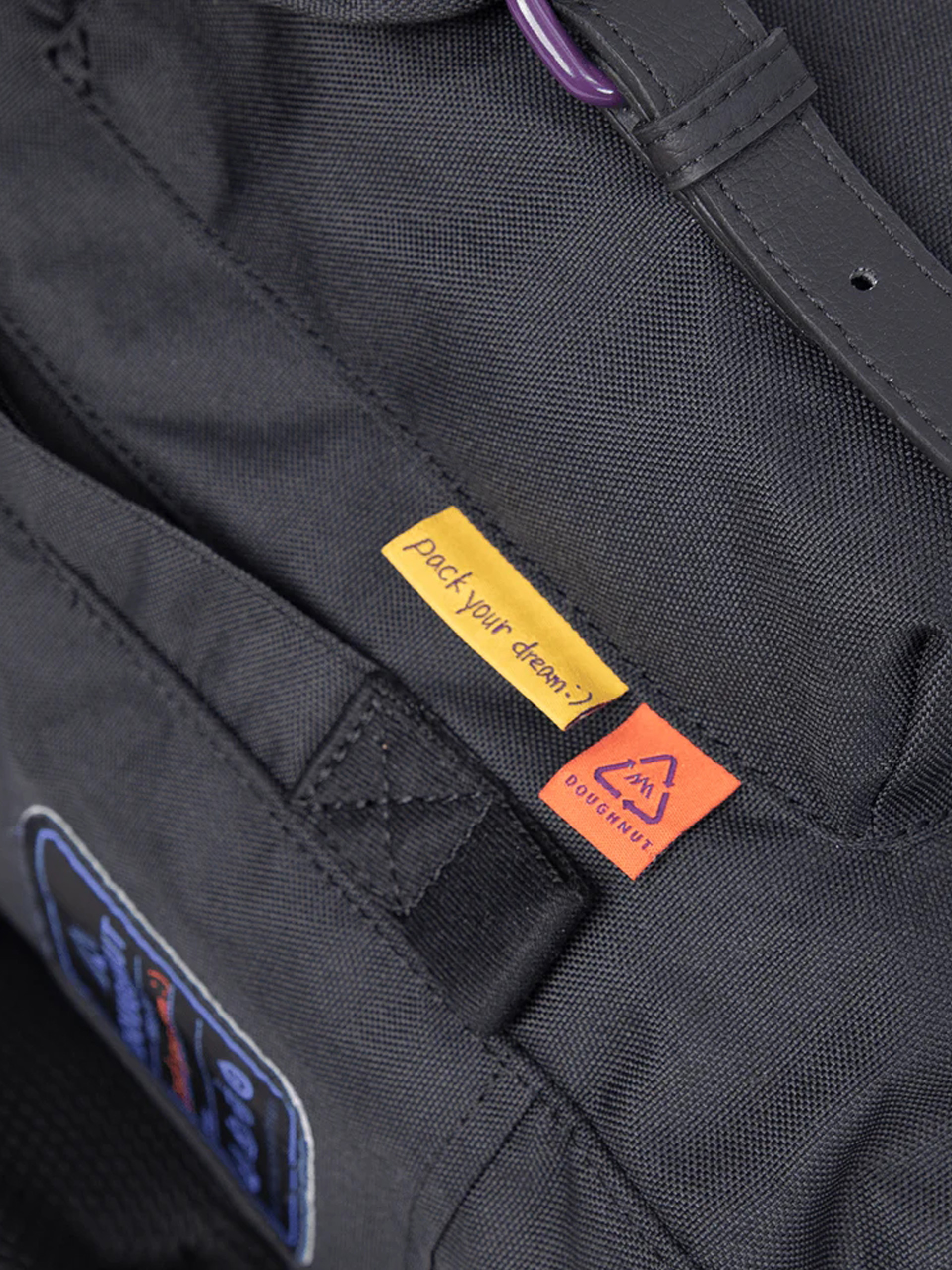 Plecak Doughnut Macaroon Large Happy Camper Series (black)