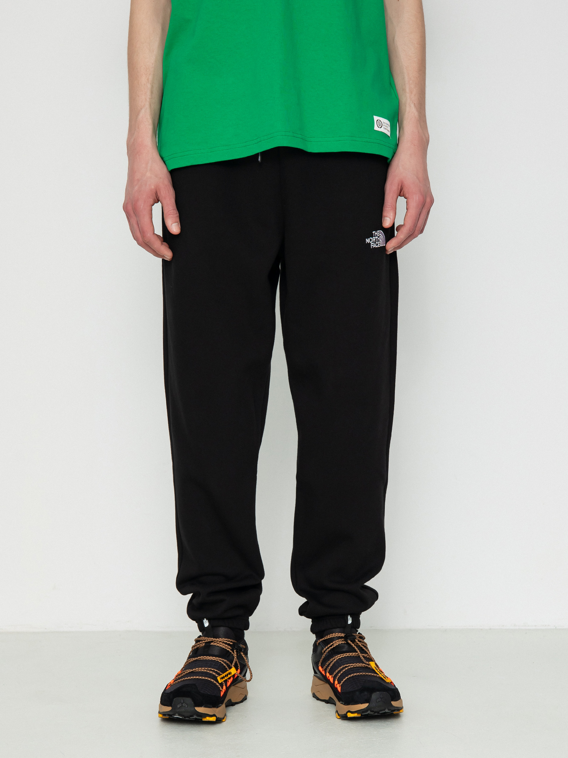 Spodnie The North Face Essential Jogger (tnf black)
