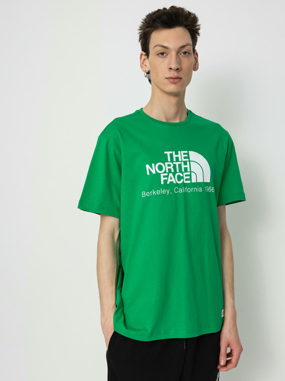 T-shirt The North Face Berkeley California In Scrap (optic emerald)