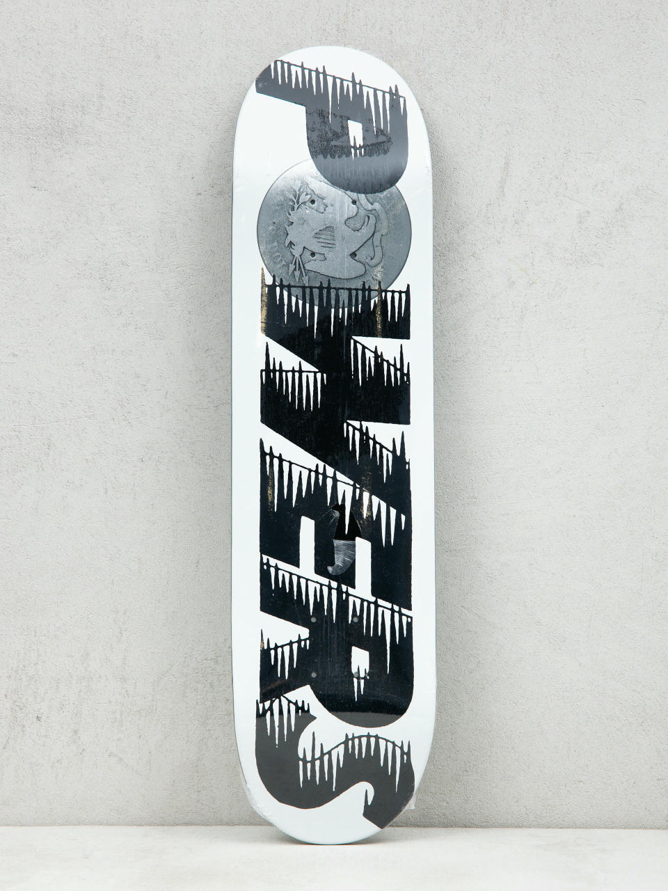 Deck Palace Skateboards Shawn Powers (white/black)