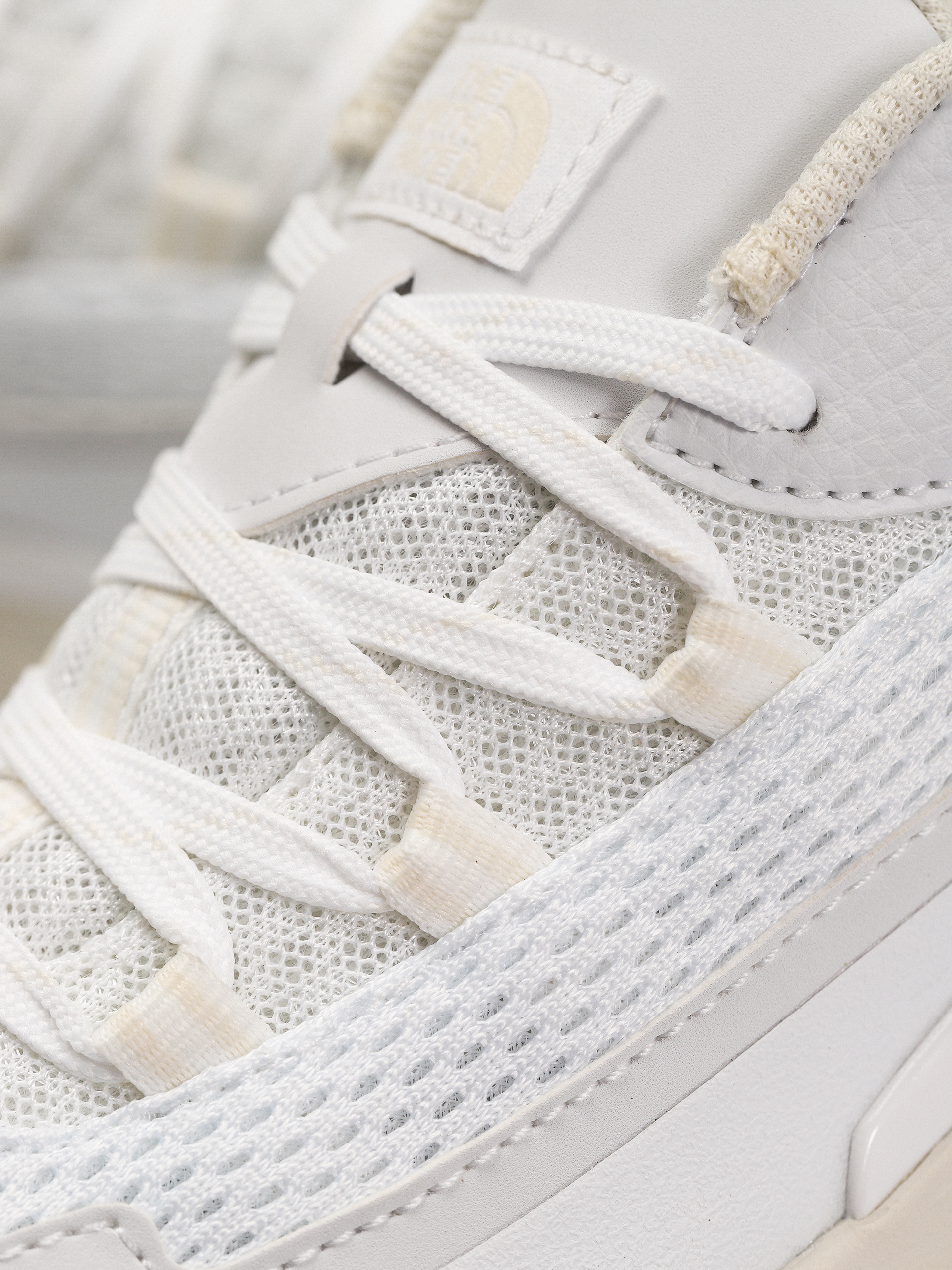 Buty The North Face Vectiv Taraval Wmn (tnf white/white dune)