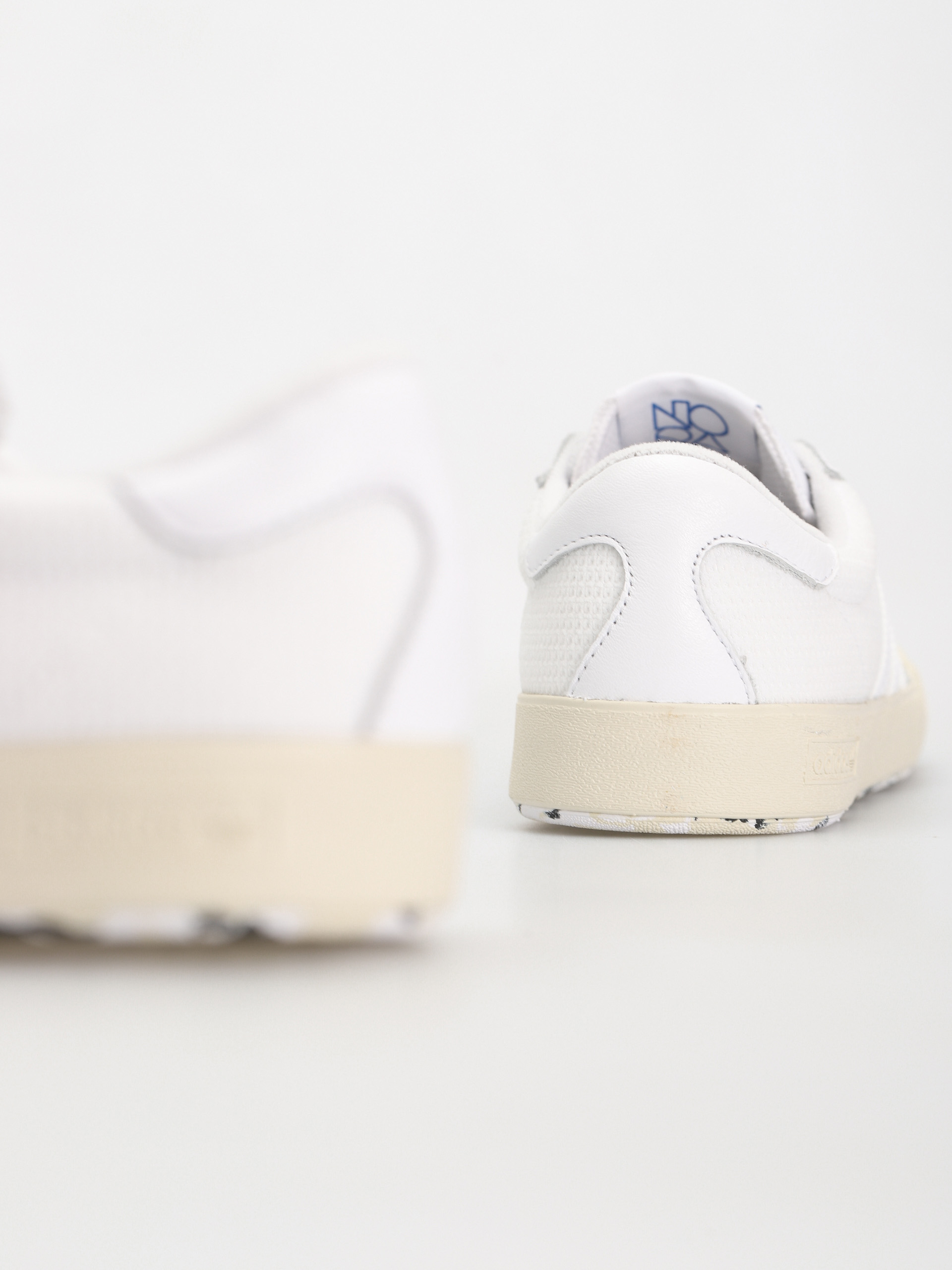 Buty adidas Nora (ftwwht/ftwwht/ivory)