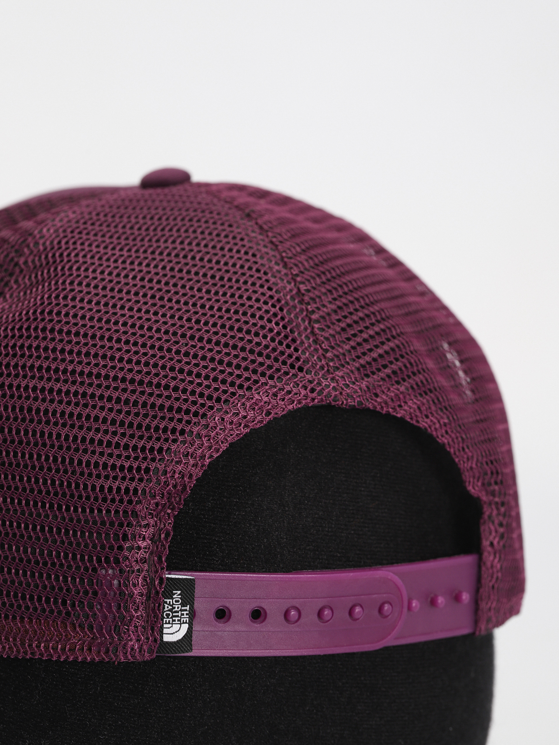 Czapka z daszkiem The North Face Tnf Logo Trucker (black currant purple)