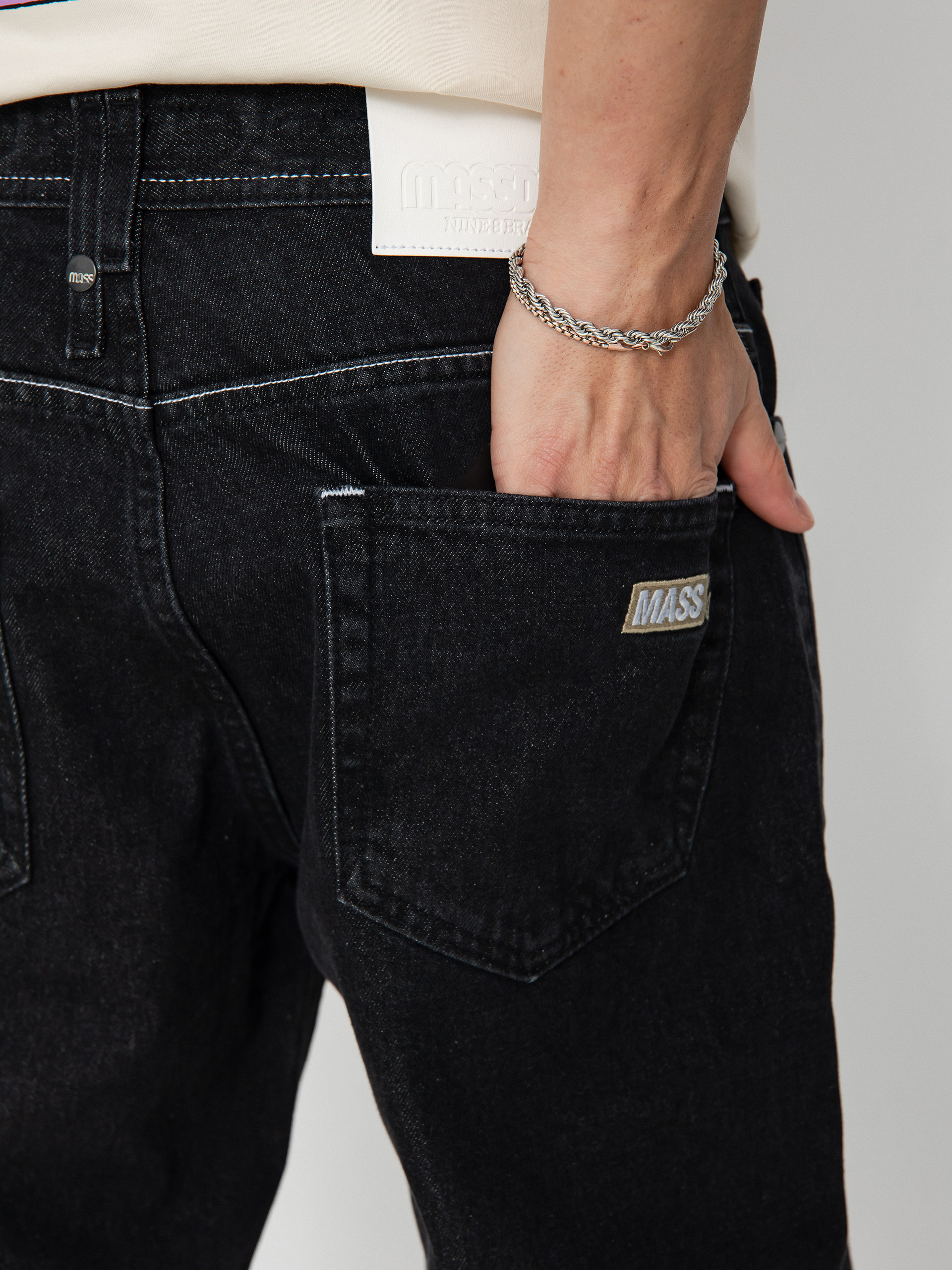 Spodnie MassDnm Jeans Box (black washed)