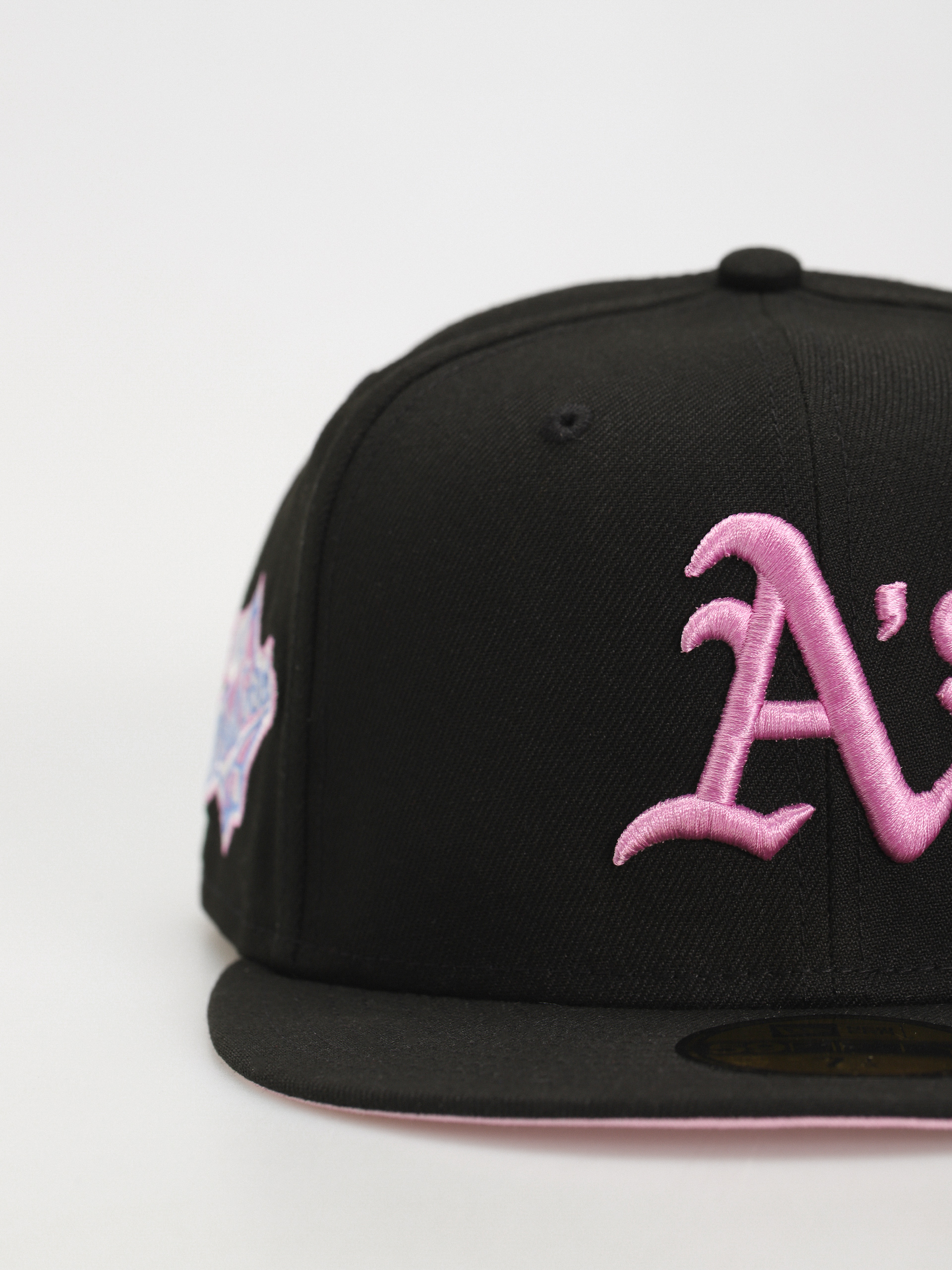 Czapka z daszkiem New Era Style Activist 59Fifty Okland Atheltics (black/pink)