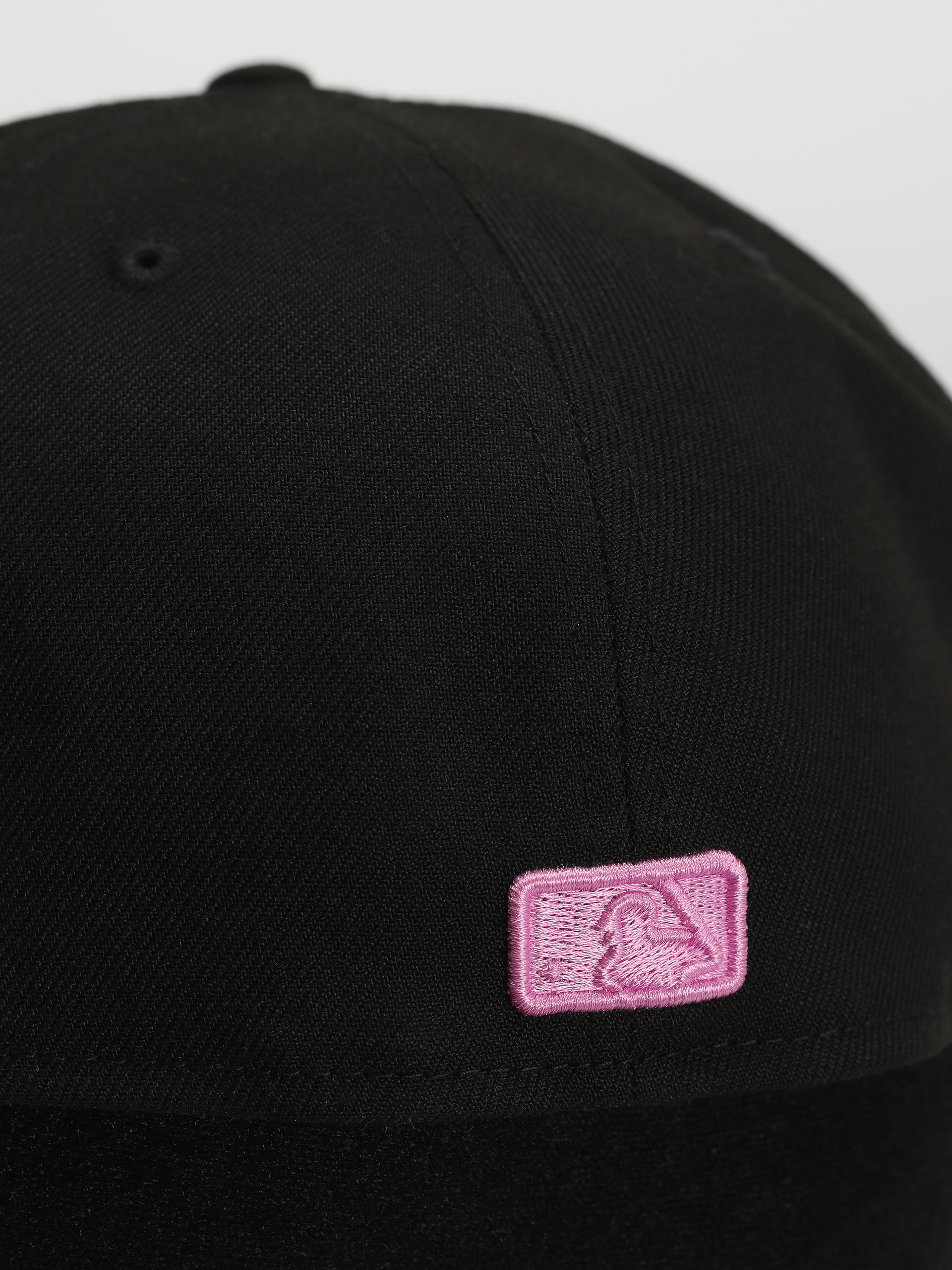 Czapka z daszkiem New Era Style Activist 59Fifty Okland Atheltics (black/pink)