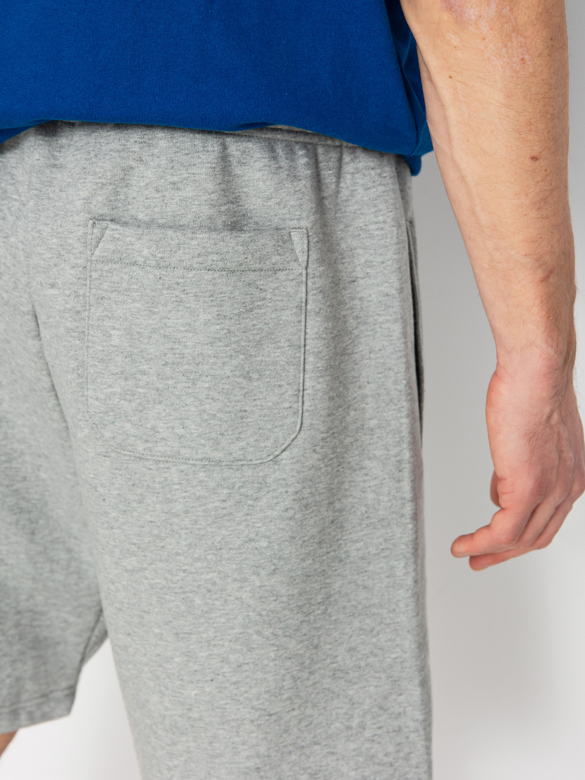 Szorty Carhartt WIP Chase (grey heather/gold)