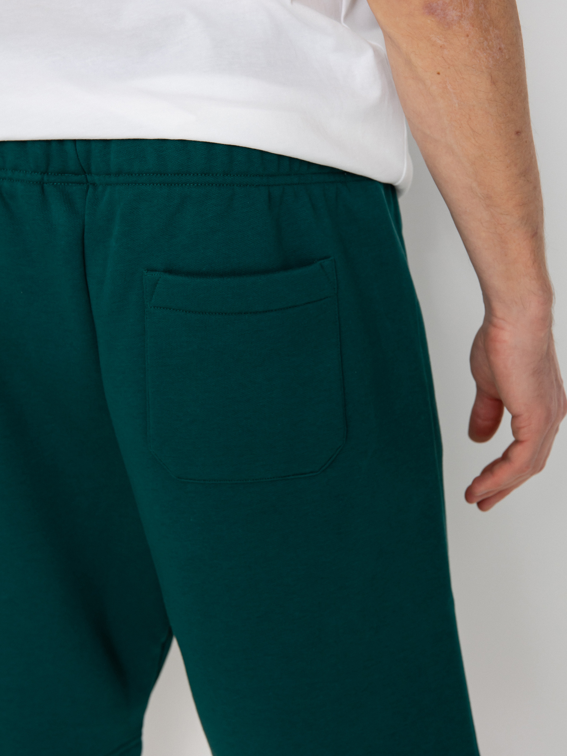 Szorty Carhartt WIP Chase (chervil/gold)