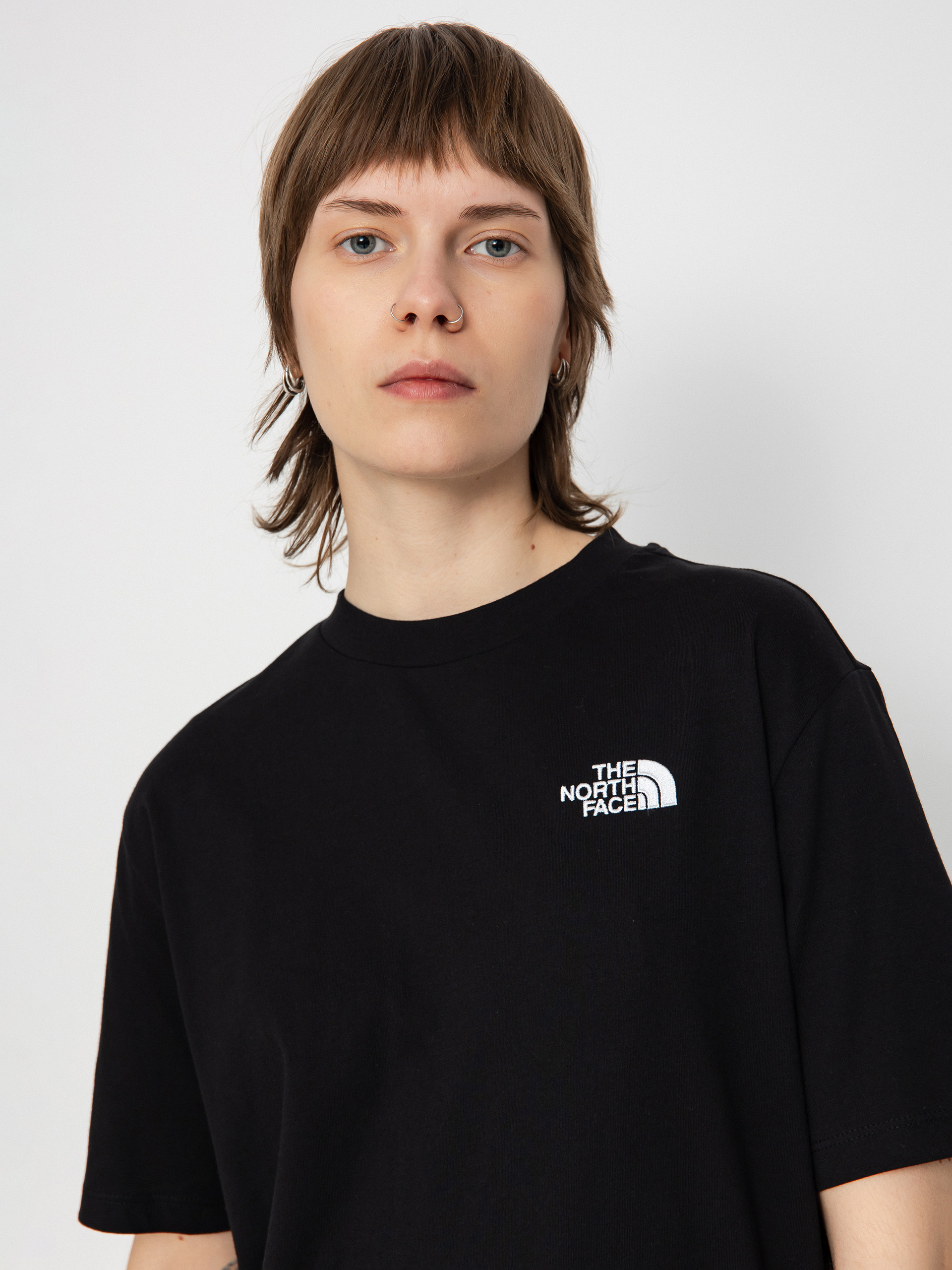 T-shirt The North Face Essential Oversize Wmn (tnf black)
