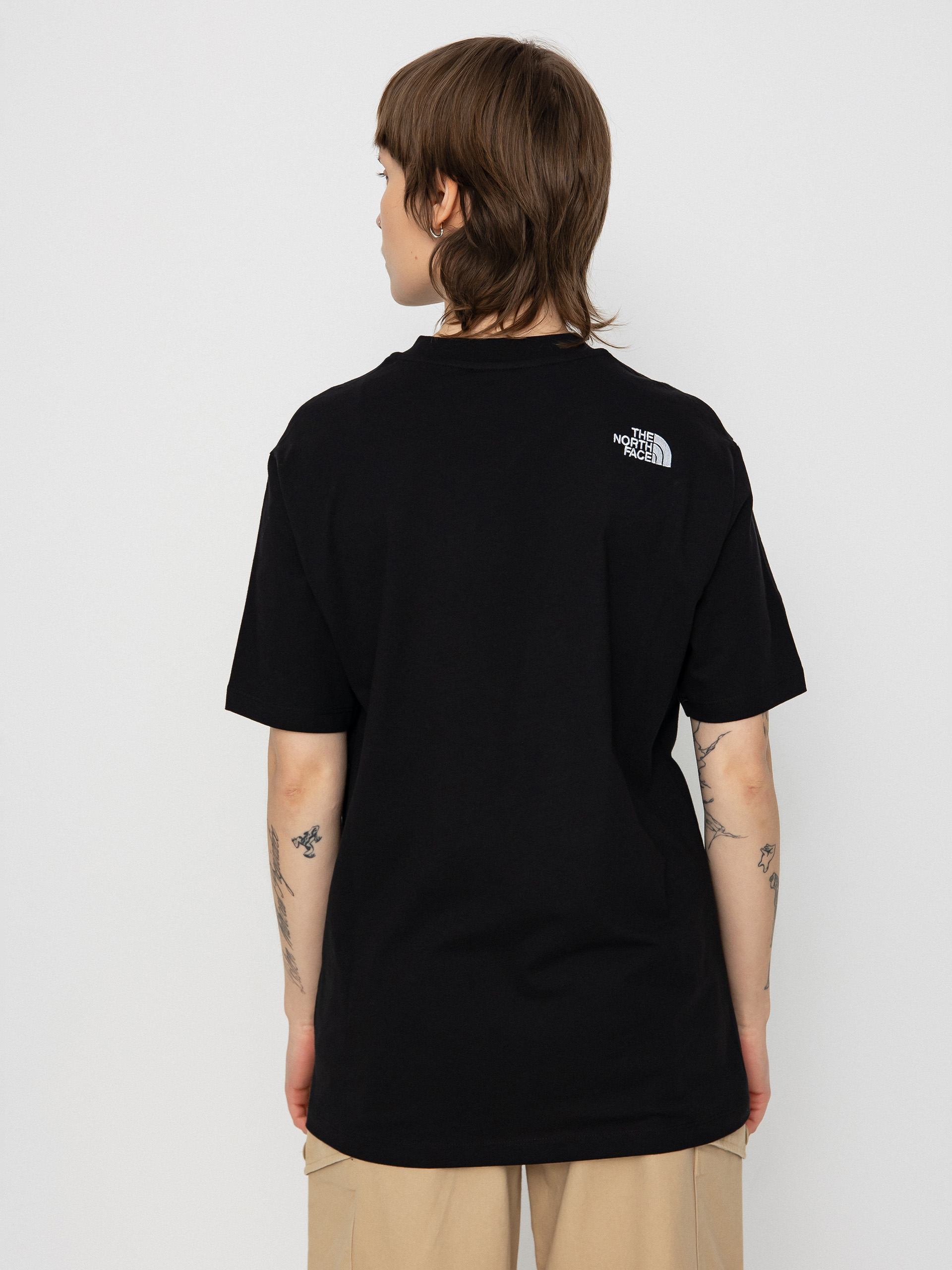 T-shirt The North Face Essential Oversize Wmn (tnf black)