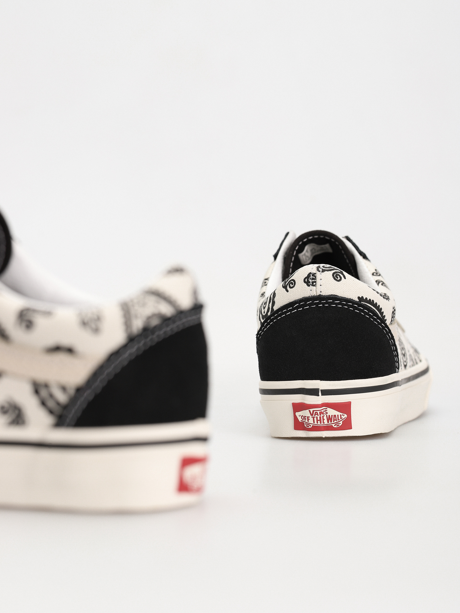 【VANS】Old Skool Shoe (Primavera Paisley Marshmallow) Buty Vans Old Skool - biały, czarny (primavera paisley