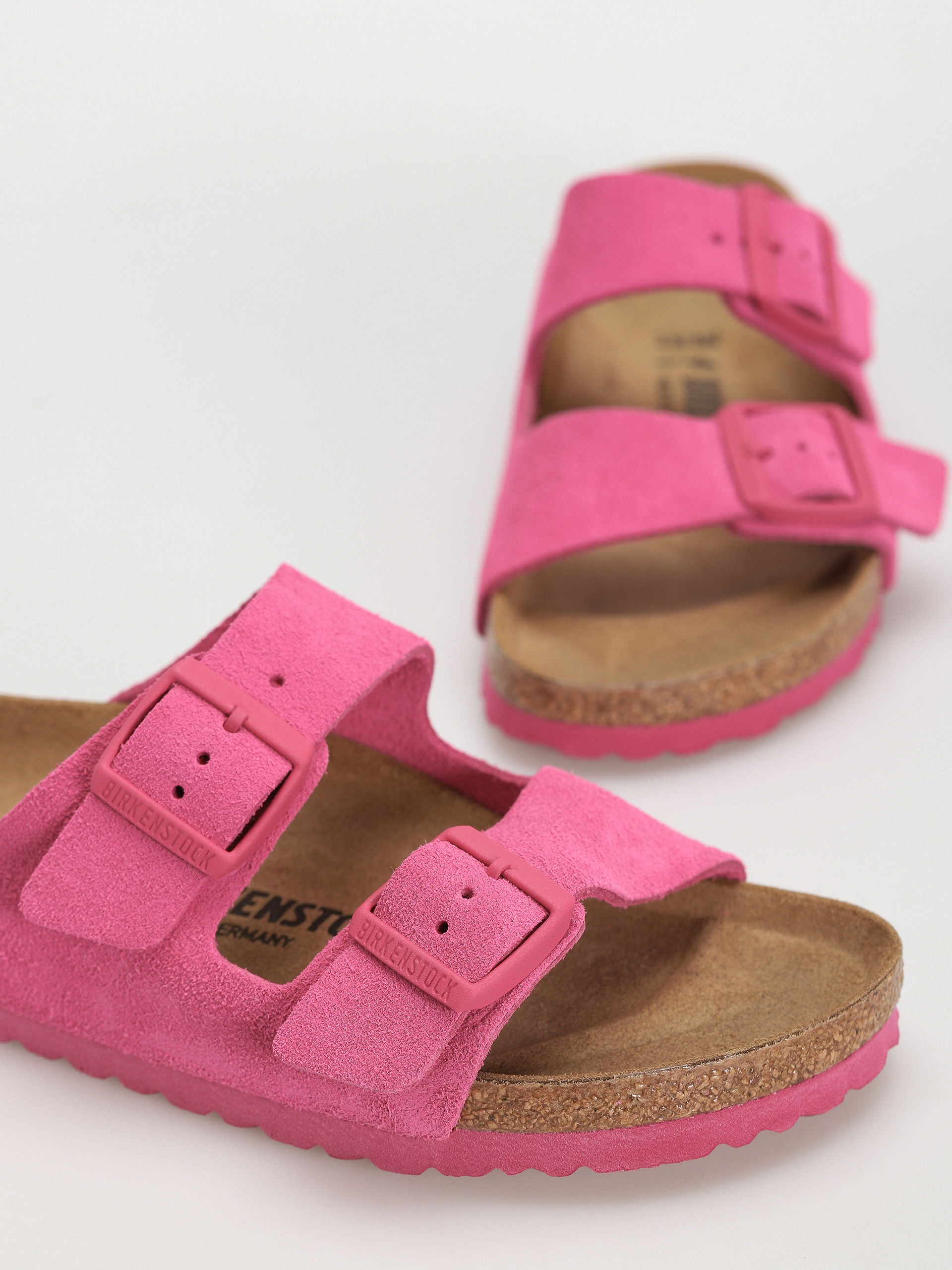 Klapki Birkenstock Arizona Suede Leather Narrow Wmn (fuchsia tulip)