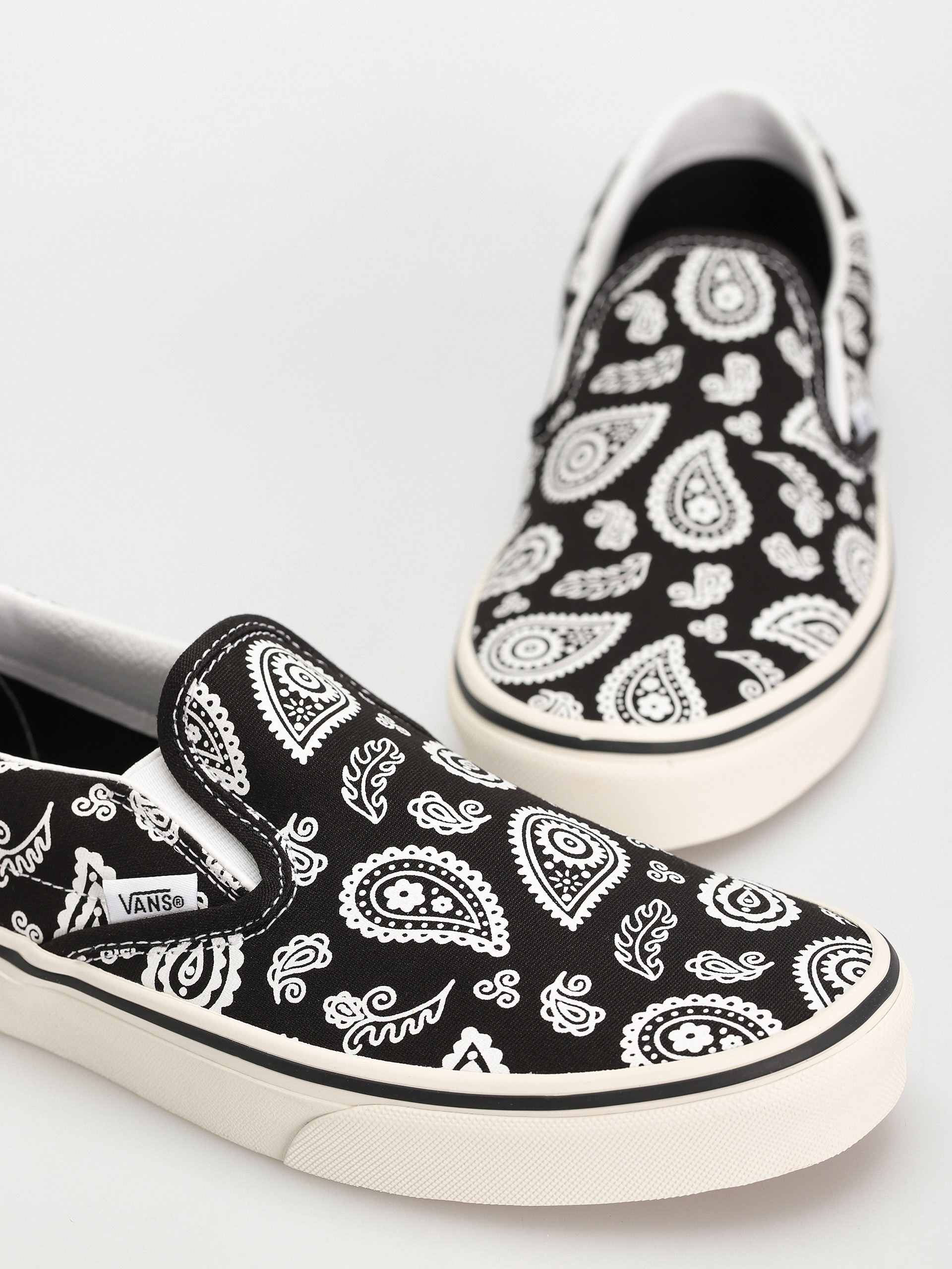 Buty Vans Classic Slip On (primavera paisley black)