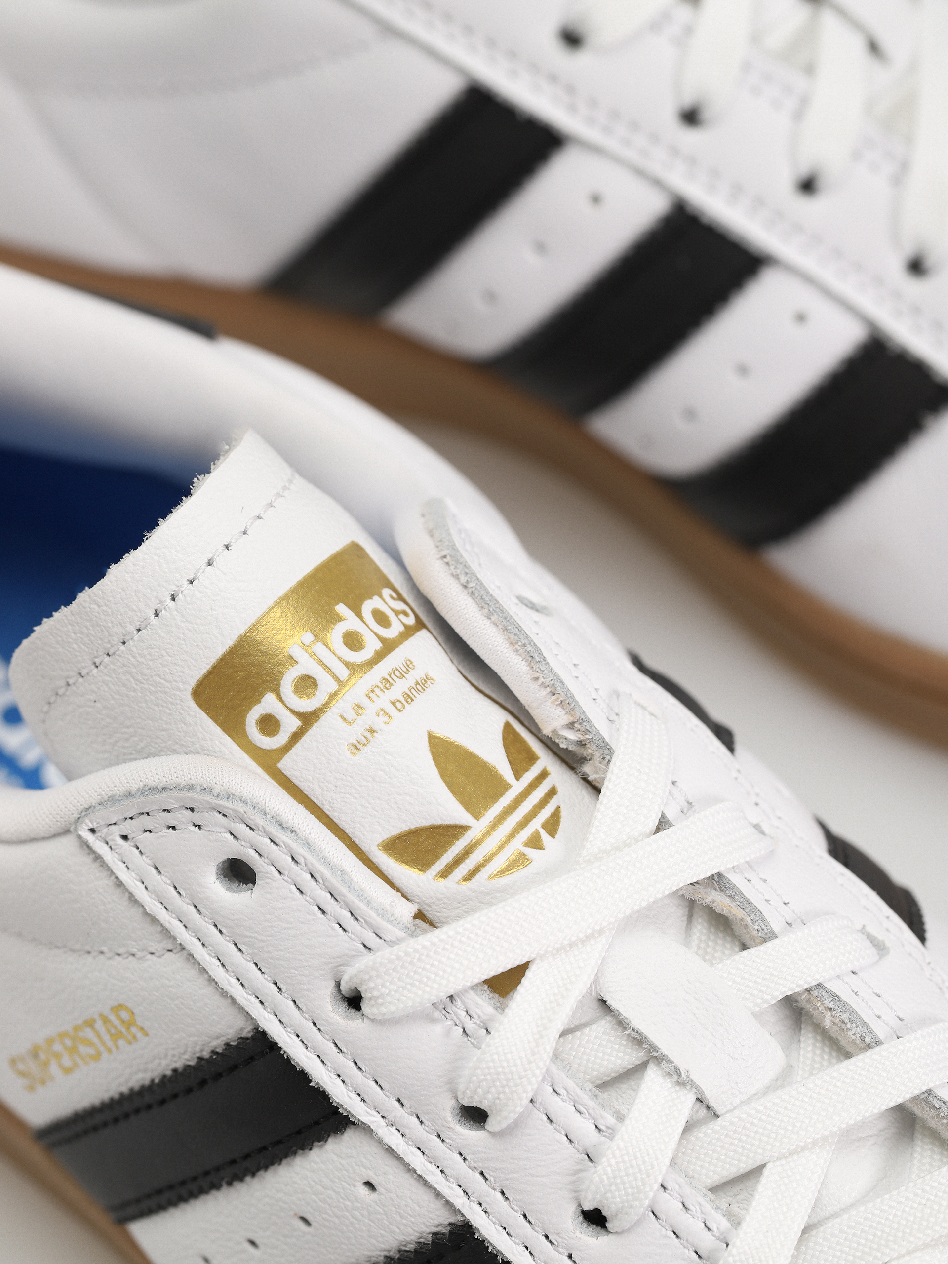 Buty adidas Superstar ADV (ftwwht/cblack/gum4)