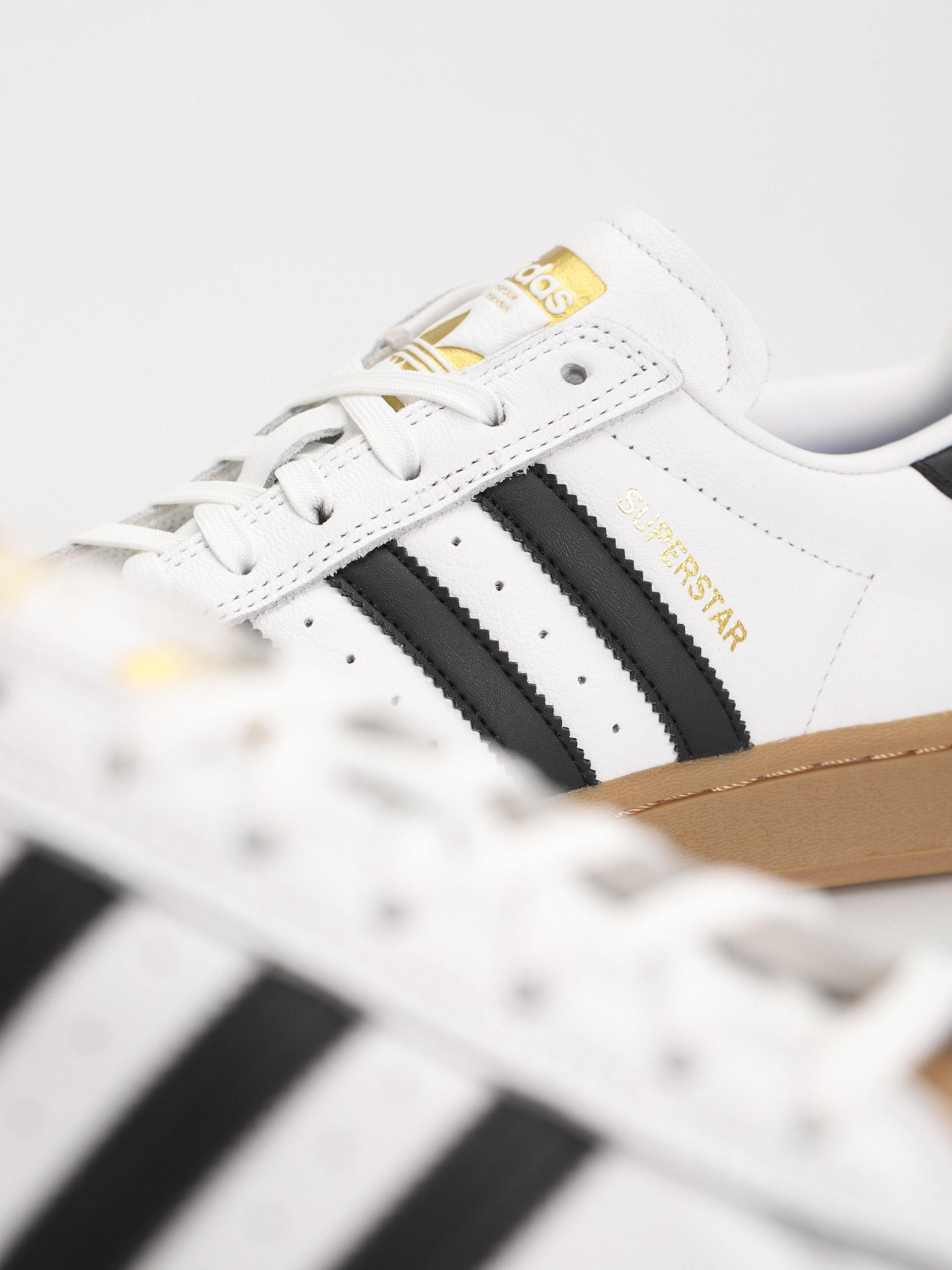 Buty adidas Superstar ADV (ftwwht/cblack/gum4)
