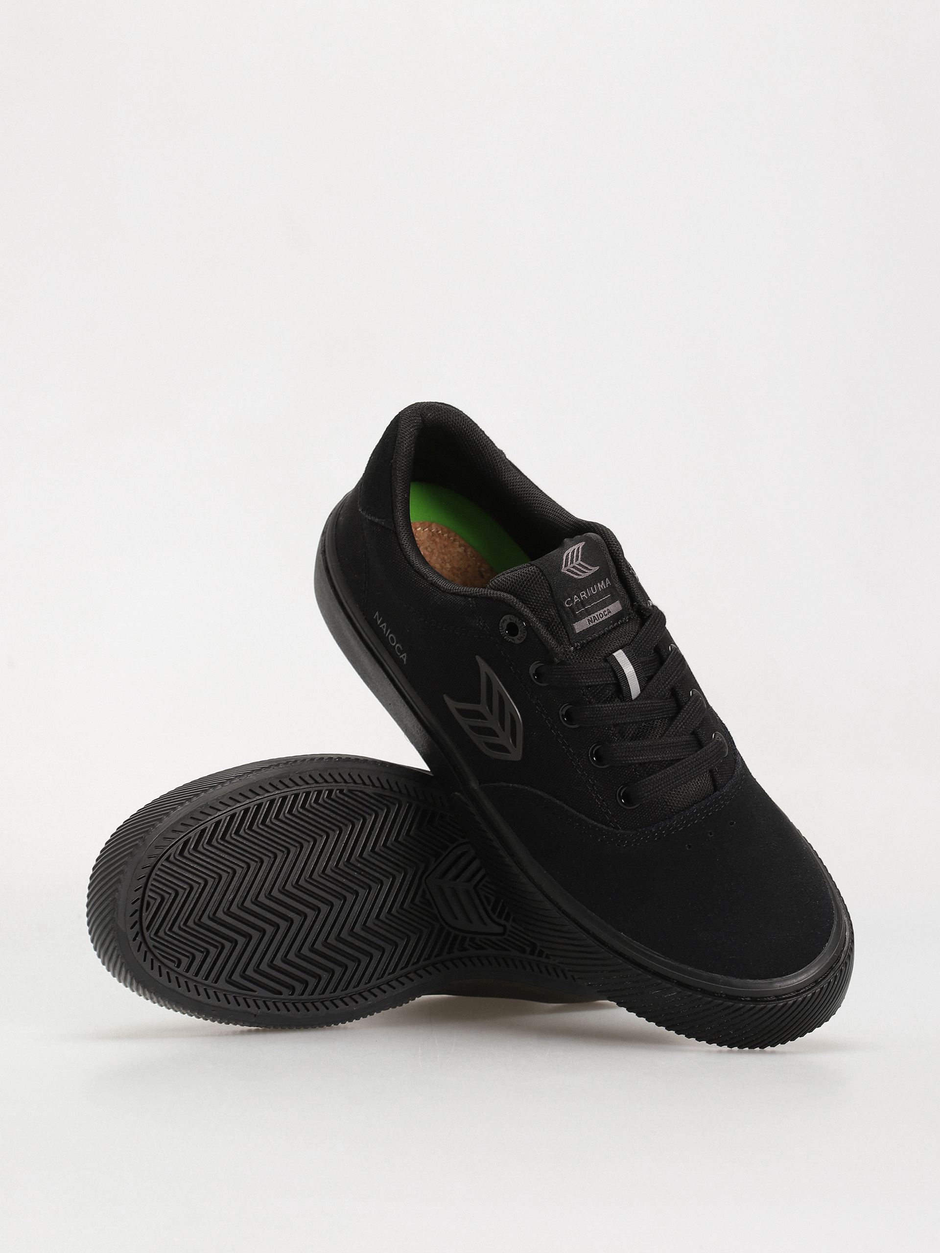 Buty Cariuma Naioca Pro (all black/ash grey)