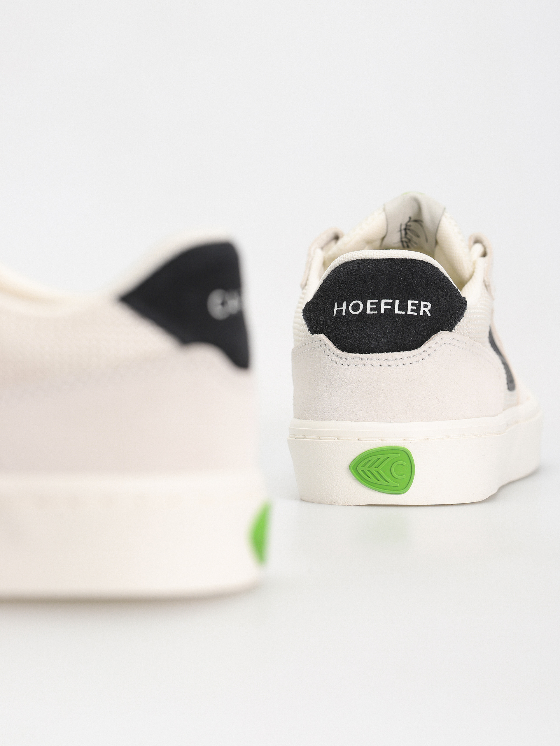 Buty Cariuma T20 Pro (off white vintage/black)