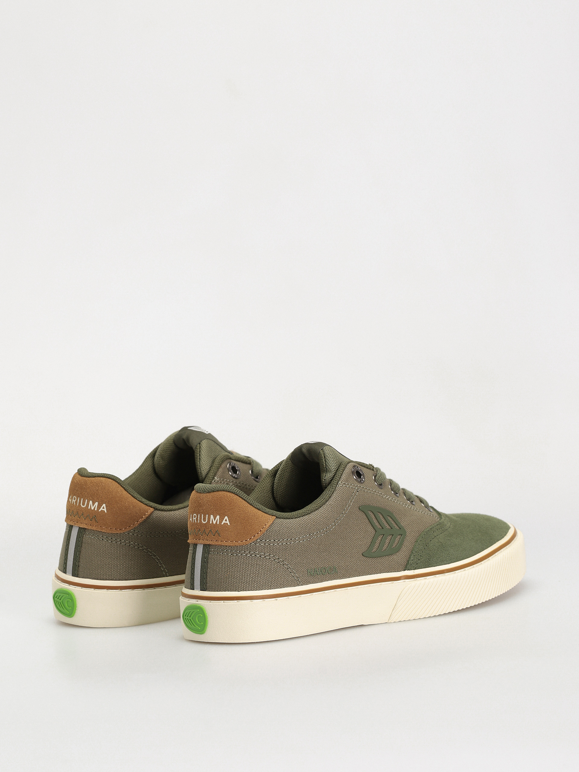 Buty Cariuma Naioca Pro (bronze green)