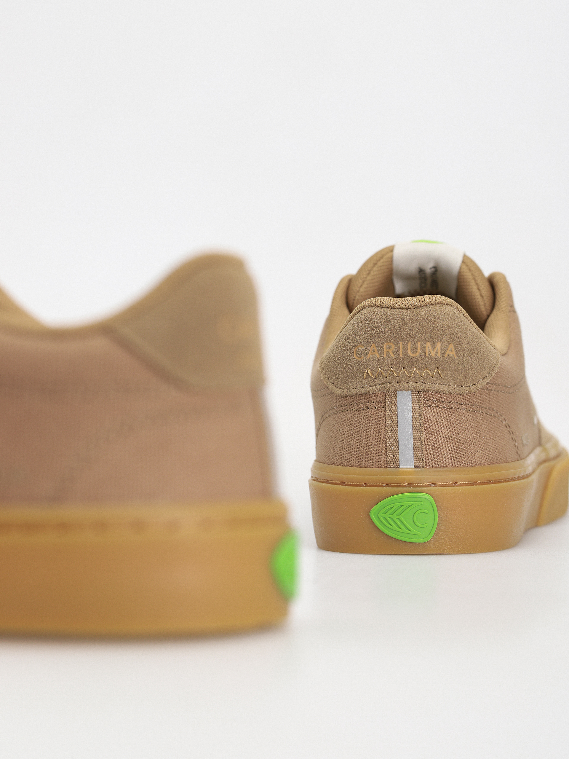 Buty Cariuma Naioca Pro (gum burnt sand)
