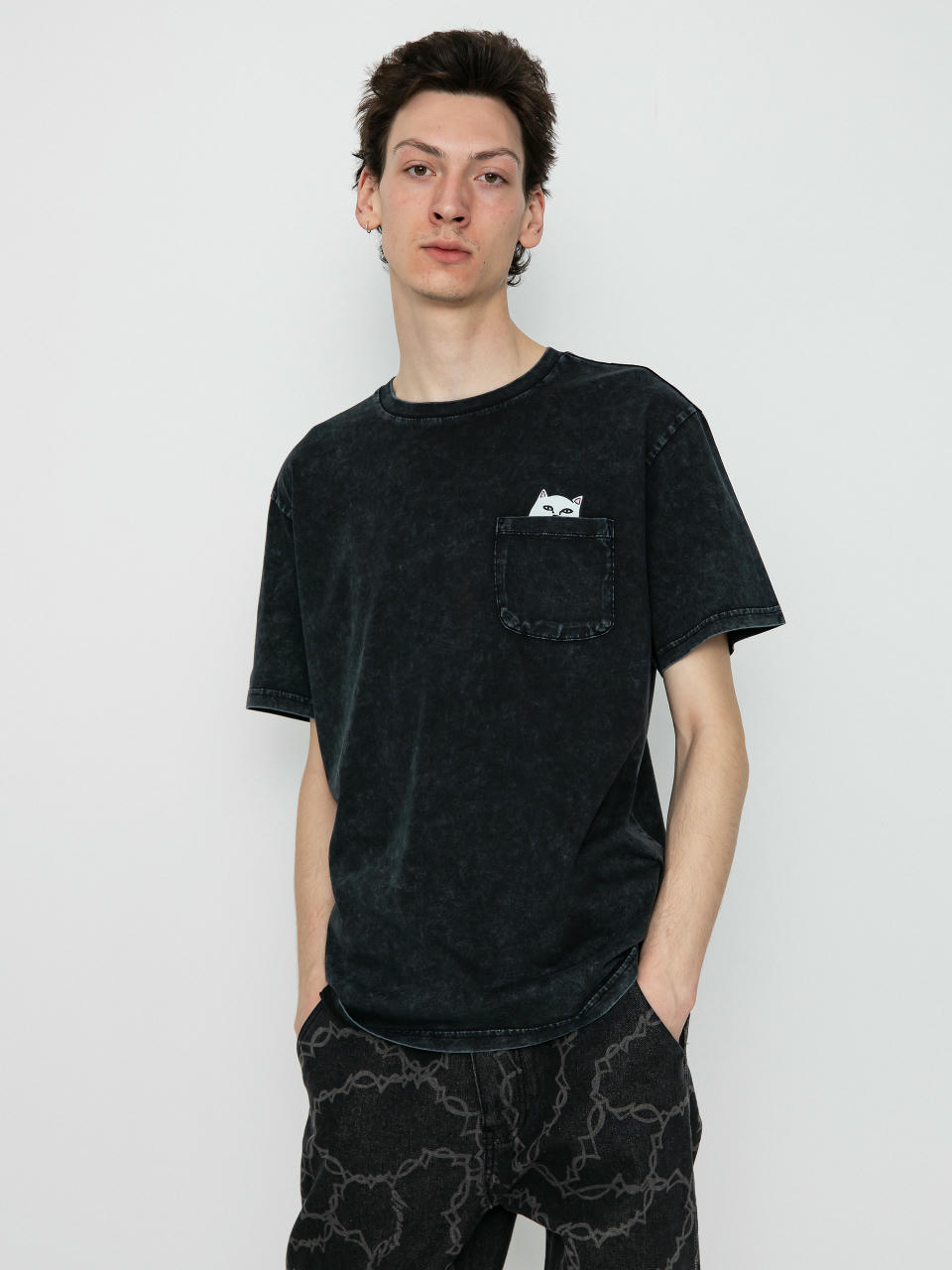 T-shirt RipNDip Lord Nermal Pocket (black mineral wash)