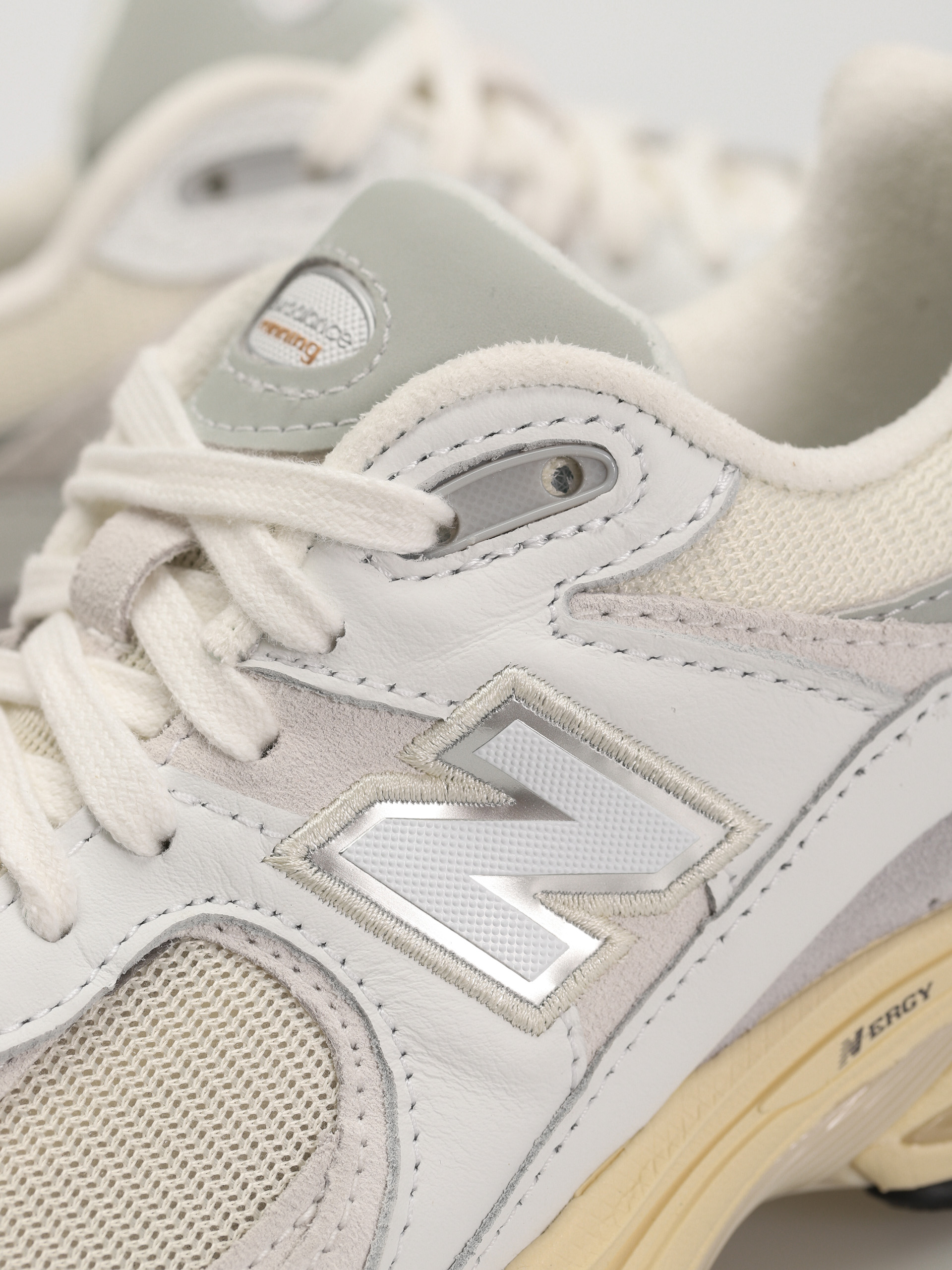 Buty New Balance 2002 (white)