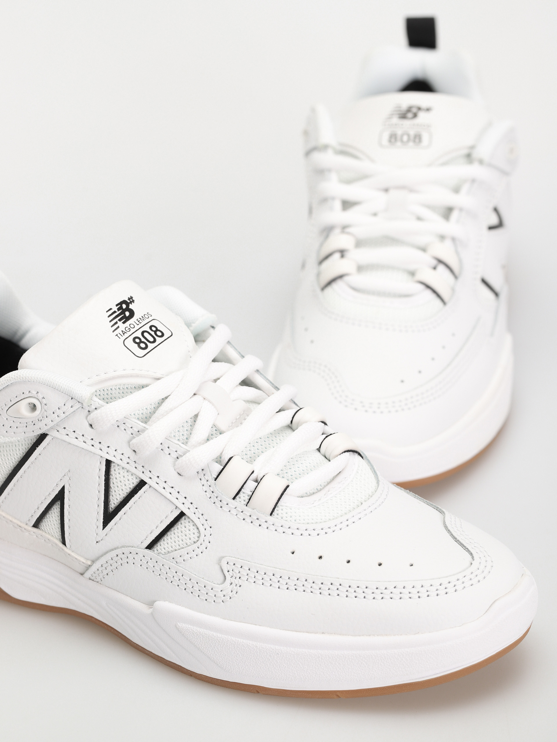 Buty New Balance 808 (white)