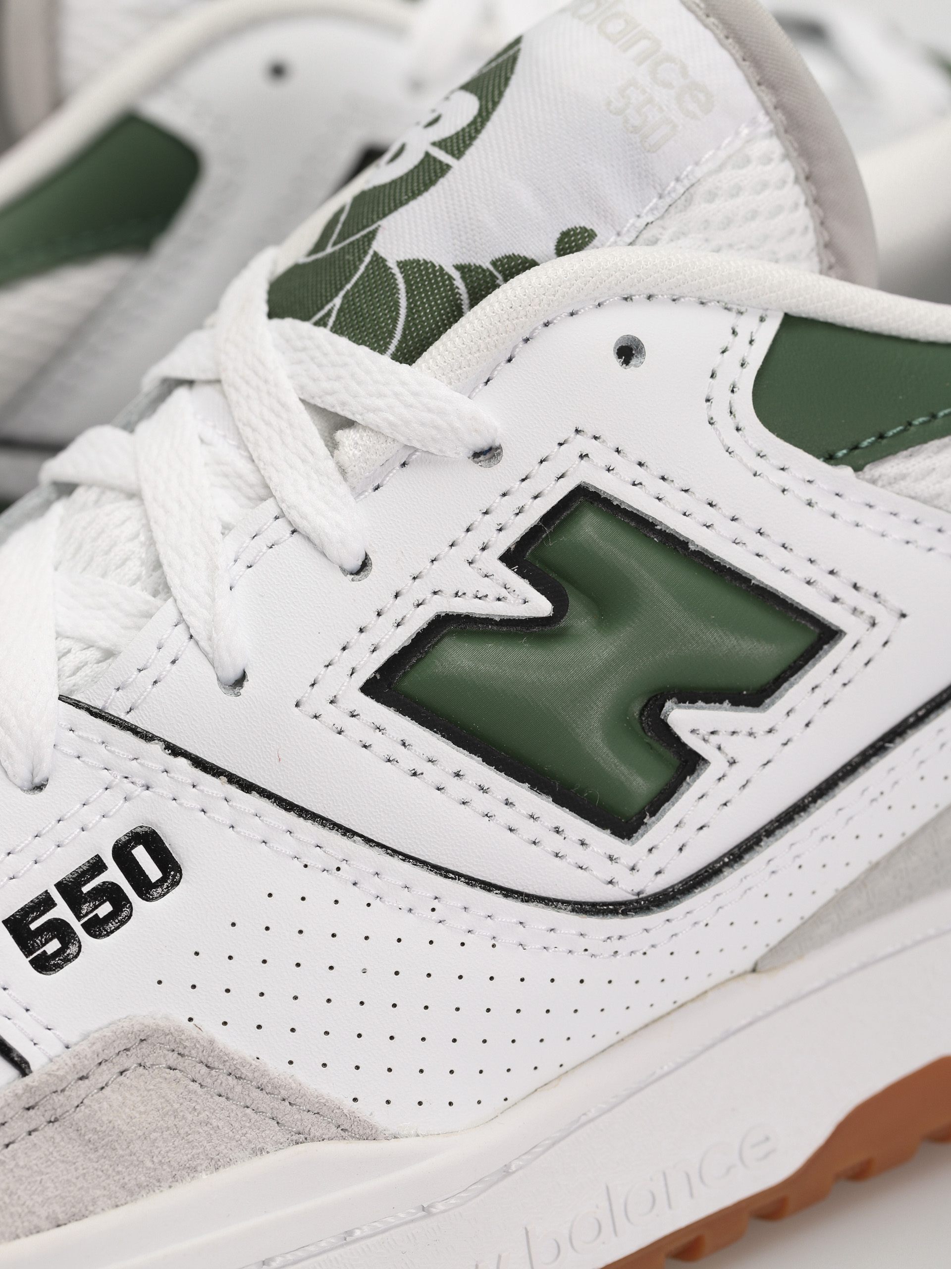 Buty New Balance 550 (white green gum)