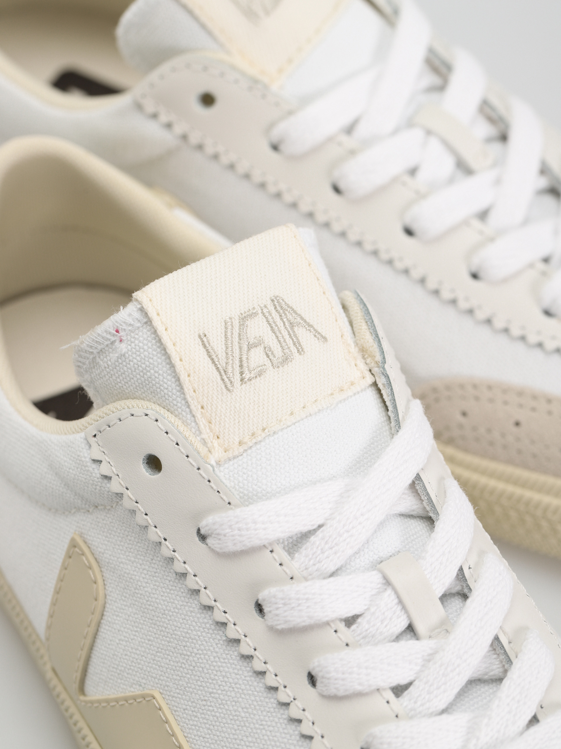 Buty Veja Volley Wmn (white pierre)