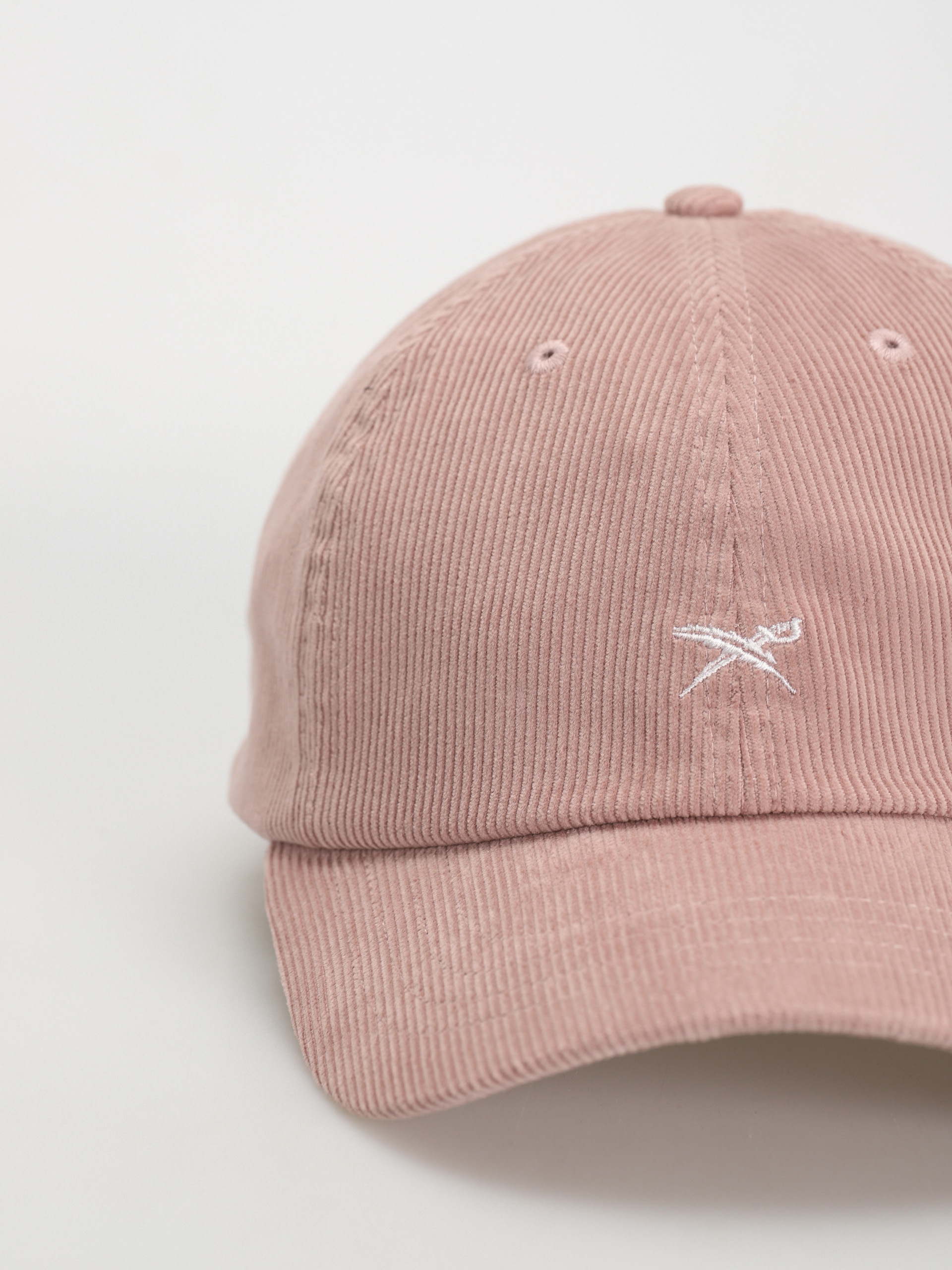 Czapka z daszkiem Iriedaily Corvin Dad (old rose)