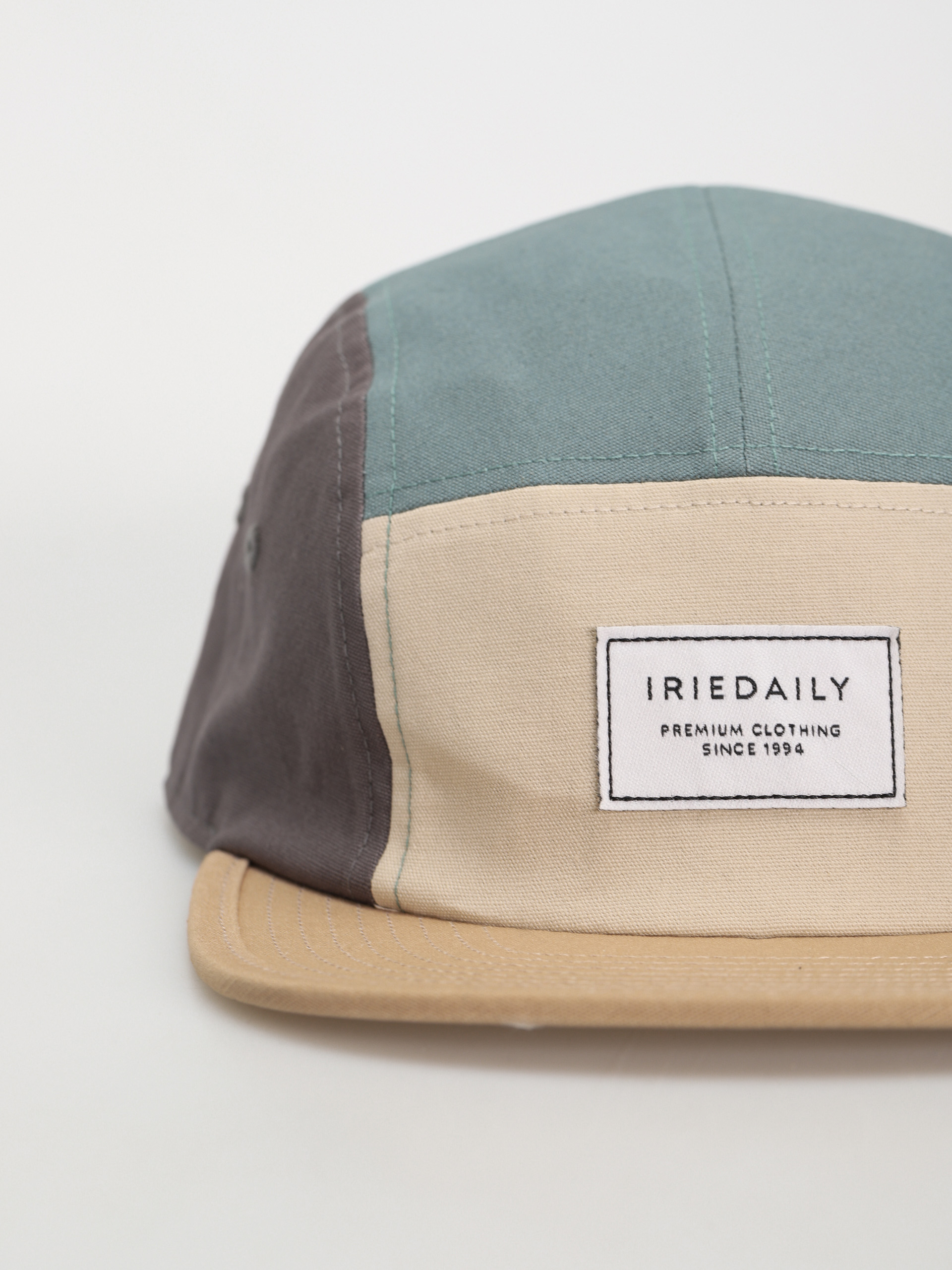 Czapka z daszkiem Iriedaily Millenio 5 Panel (beryl grey)