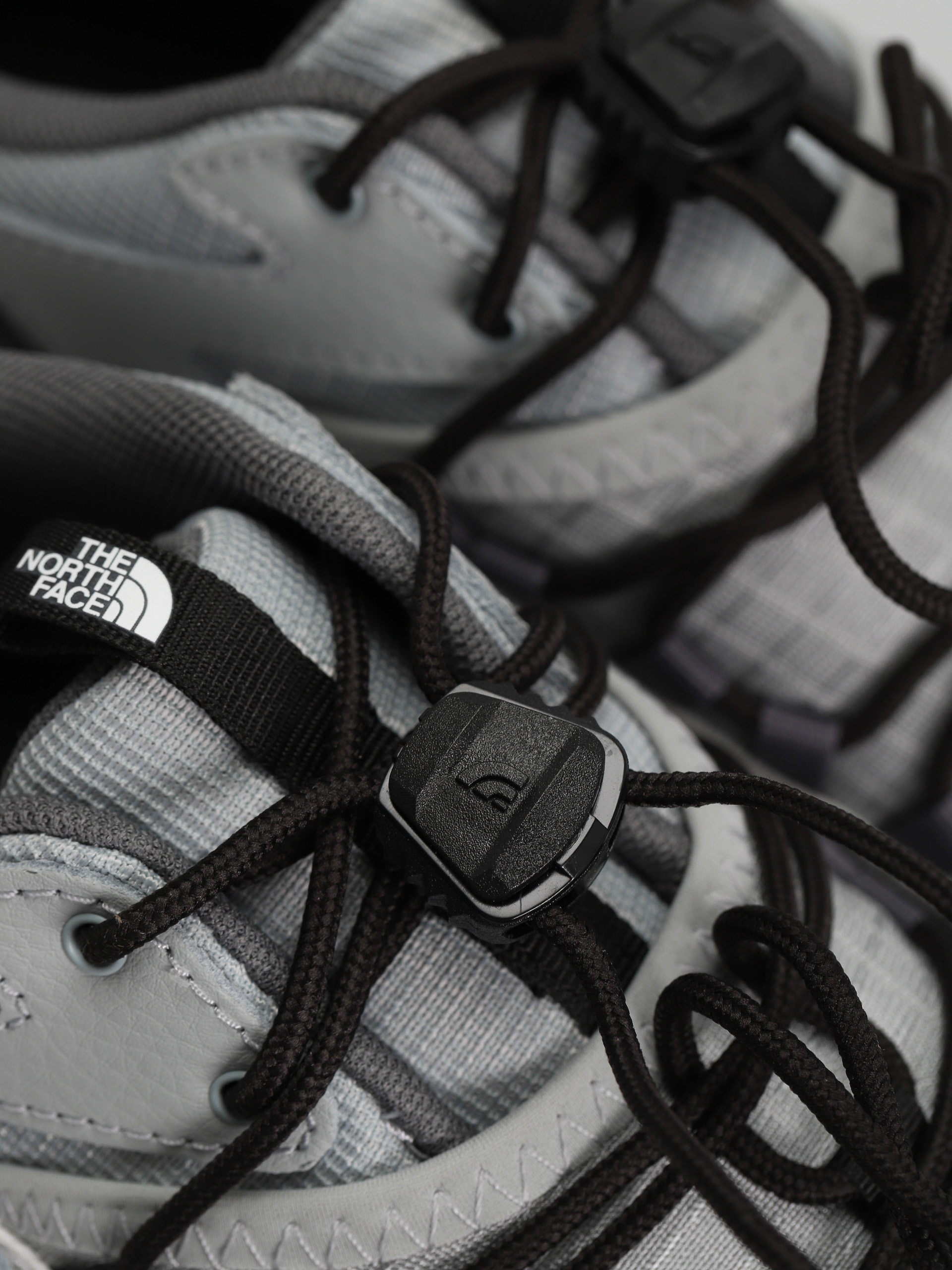 Buty The North Face Vectiv Taraval Tech Wmn (high rise grey/smoked p)