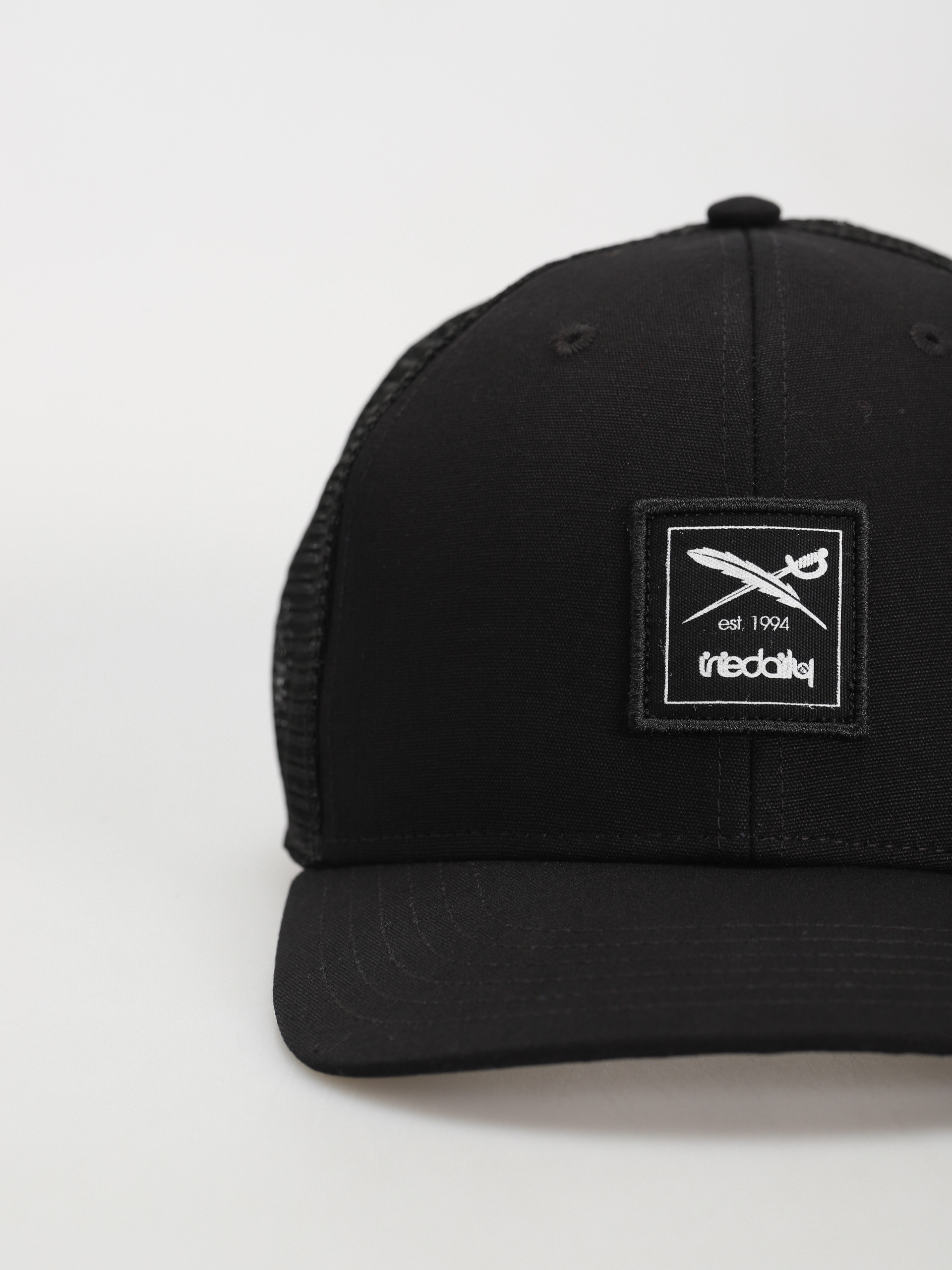 Czapka z daszkiem Iriedaily Daily Flag Meshcap (uni black)