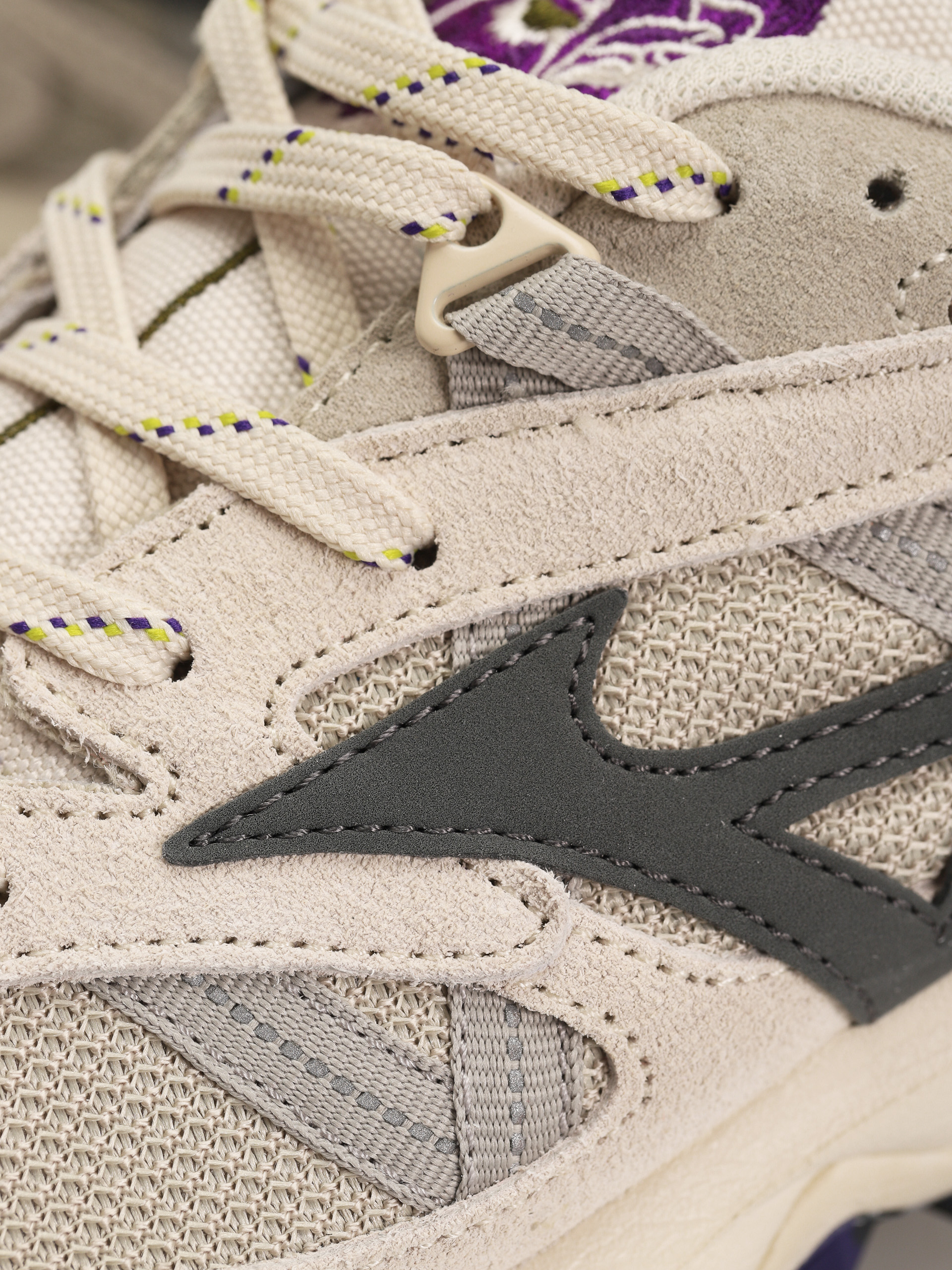 Buty Mizuno Wave Mujin TL (summer sand/dark shadow/yellow plum)