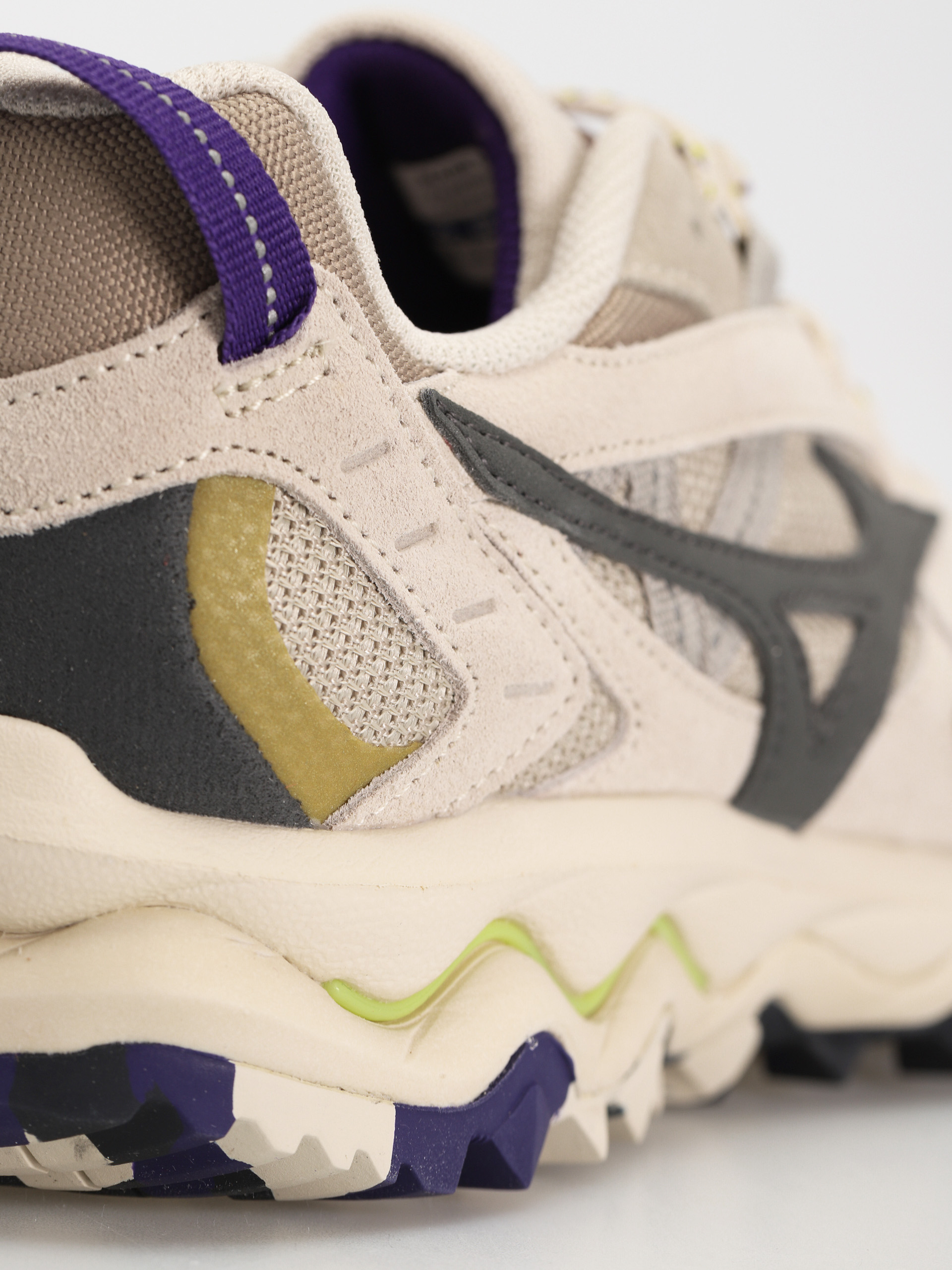 Buty Mizuno Wave Mujin TL (summer sand/dark shadow/yellow plum)