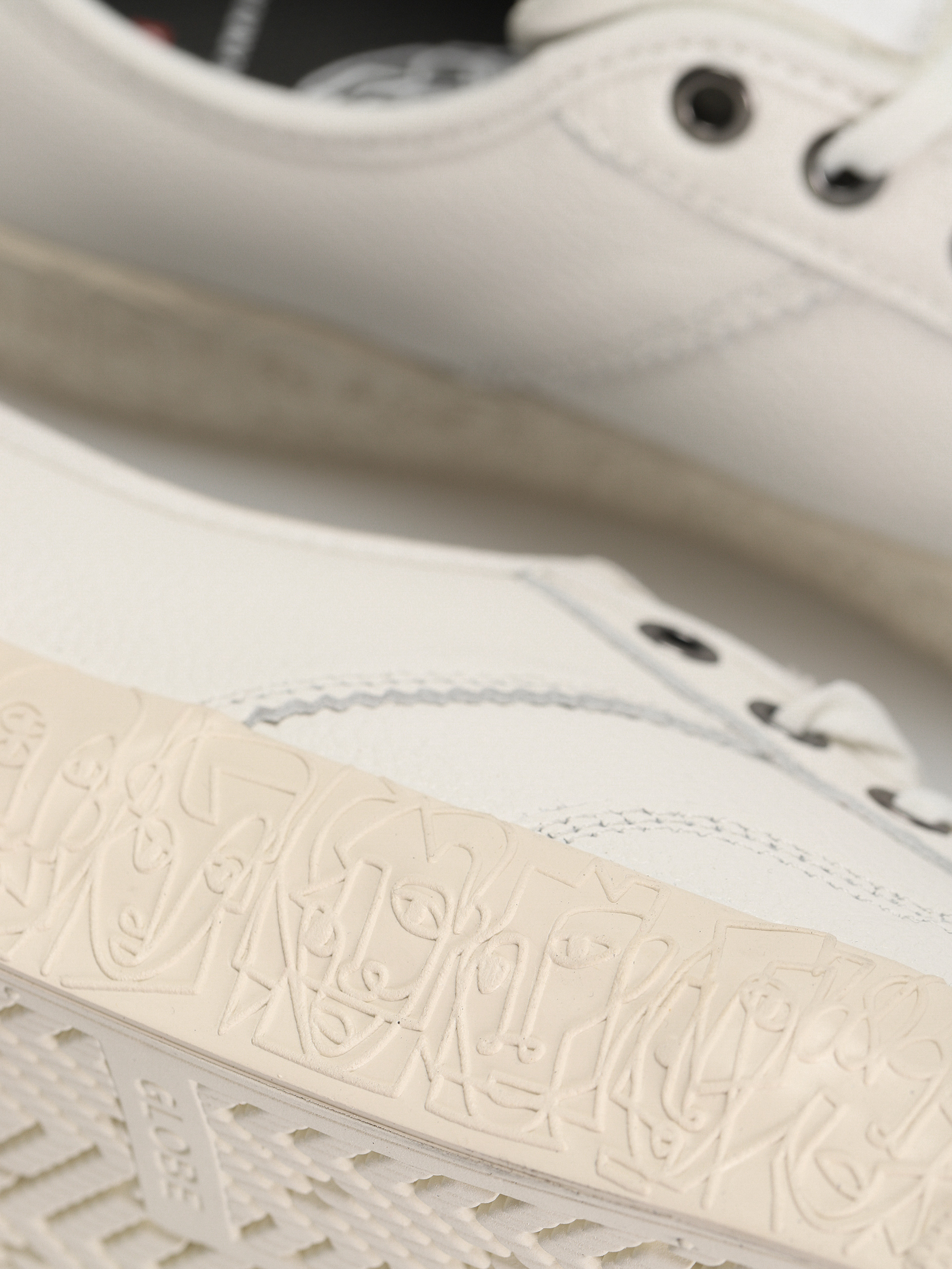 Buty Globe Surplus (white/montano)